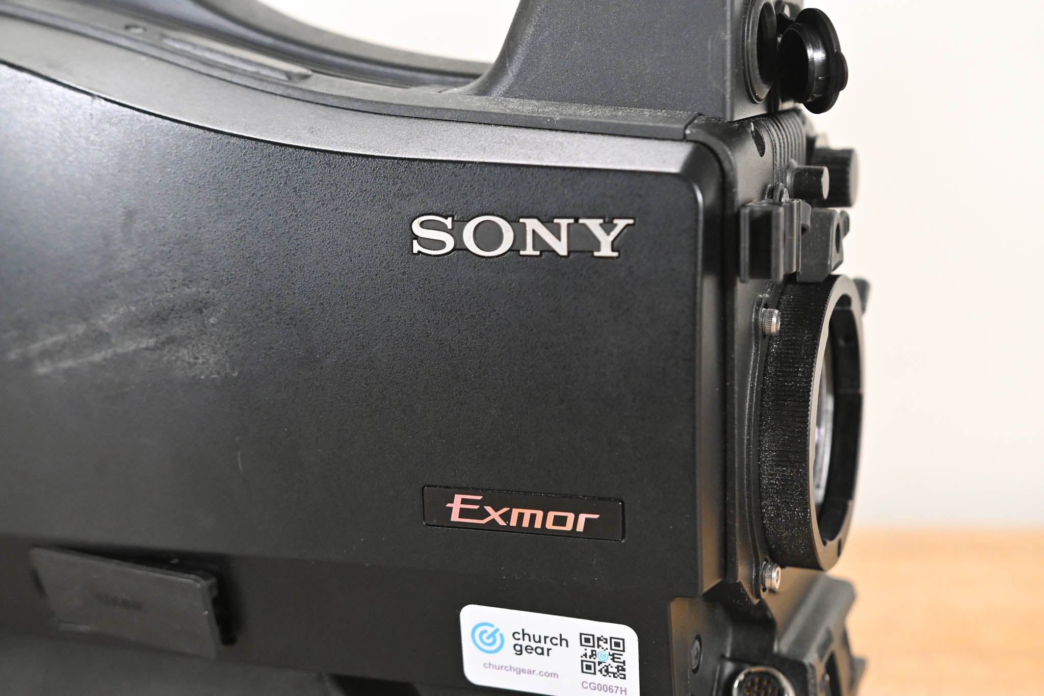 Sony HXC-D70 HD/SD Studio Camera