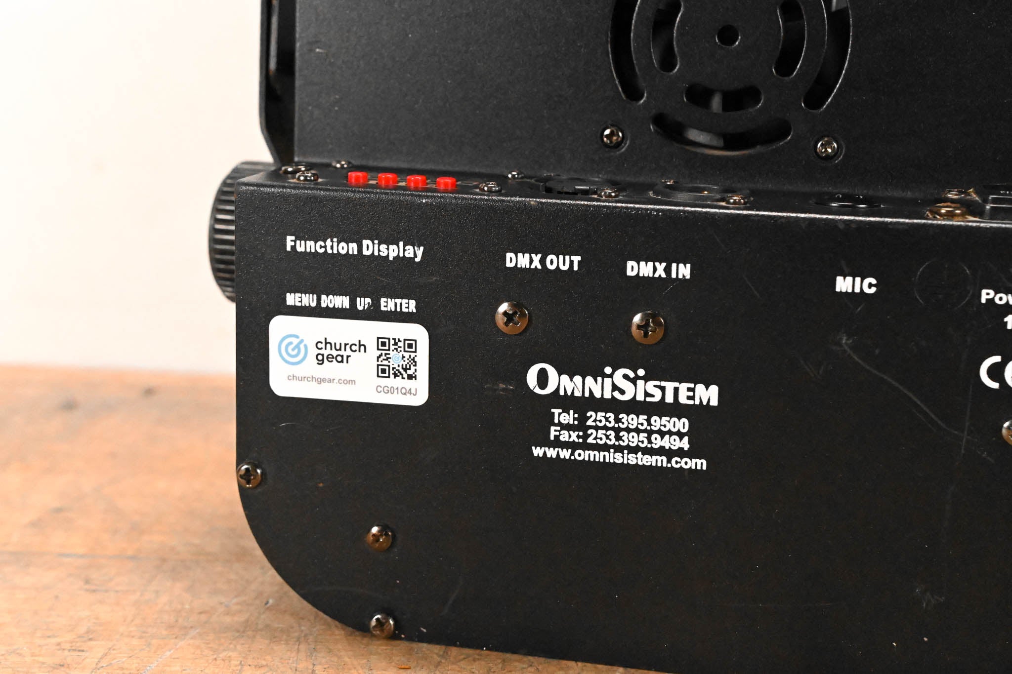 OmniSistem Thin Par Plus RGBW 6 x 10W RGBA Par Can Light