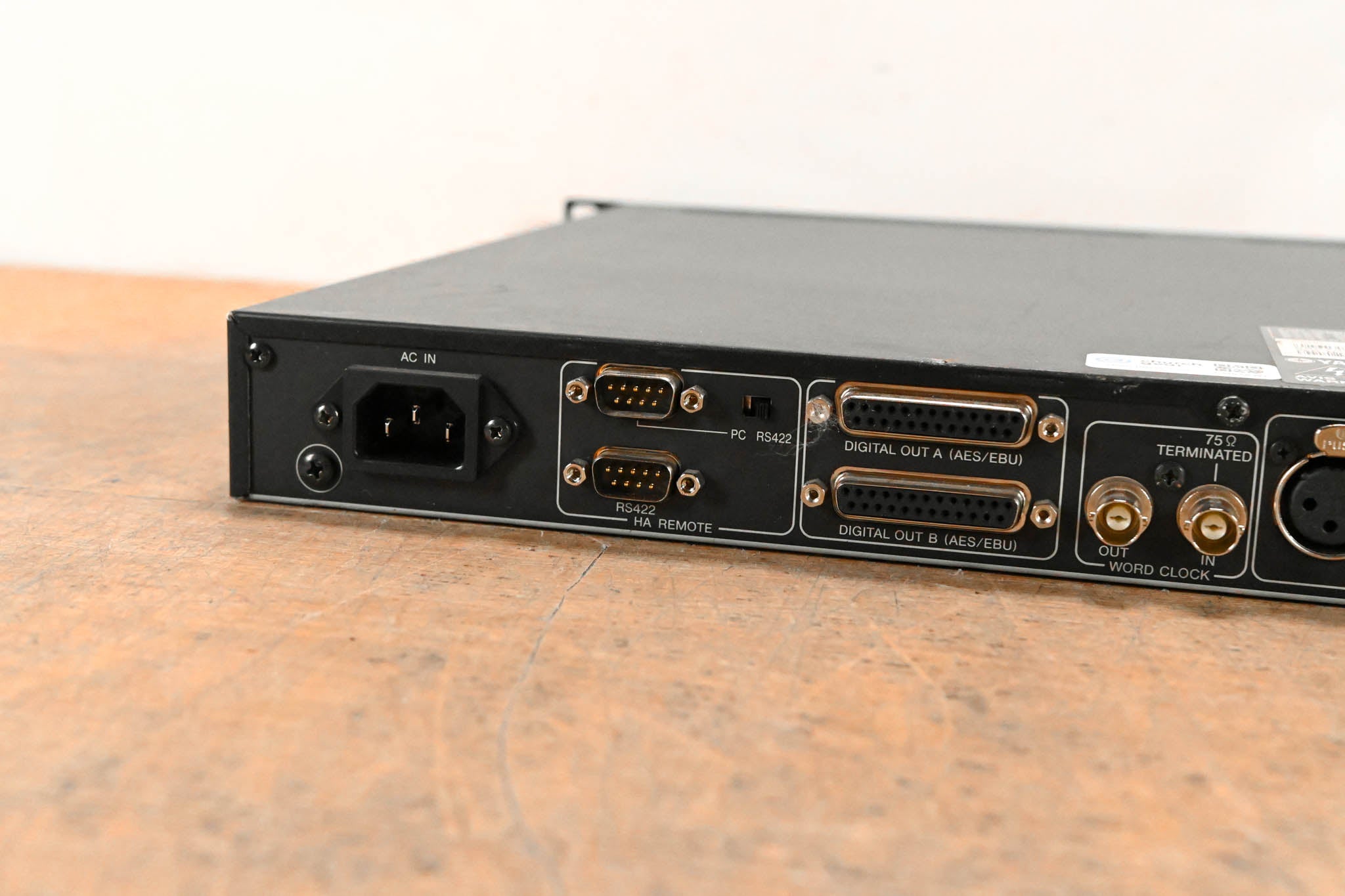 Yamaha AD8HR AD Converter with Remote Preamp