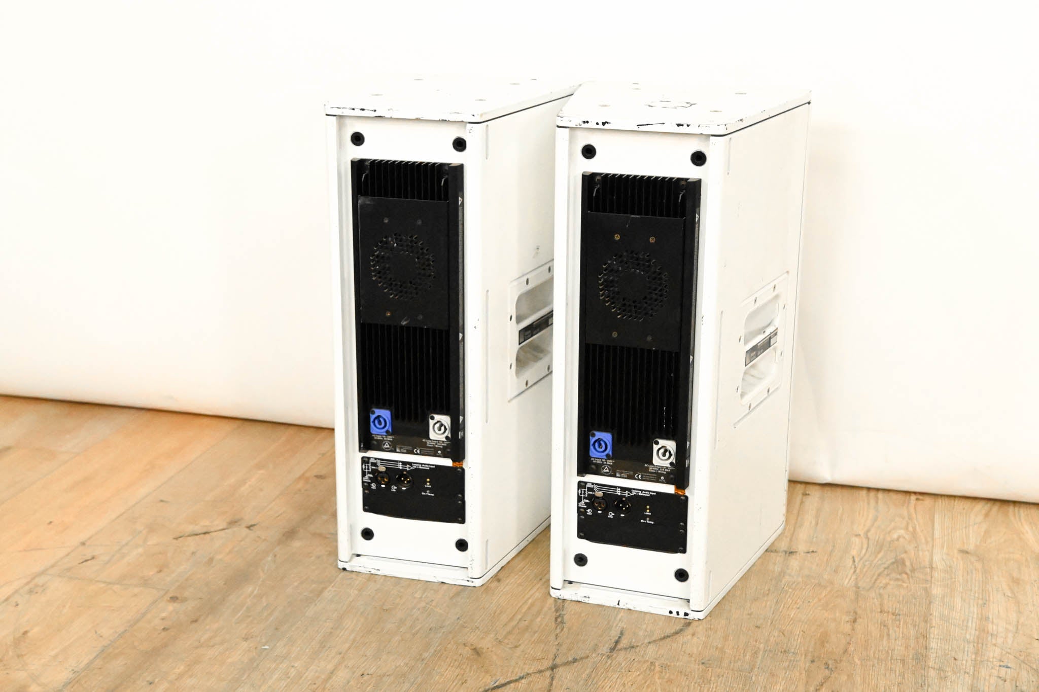 Meyer Sound UPJ-1P Compact VariO Loudspeaker (PAIR)