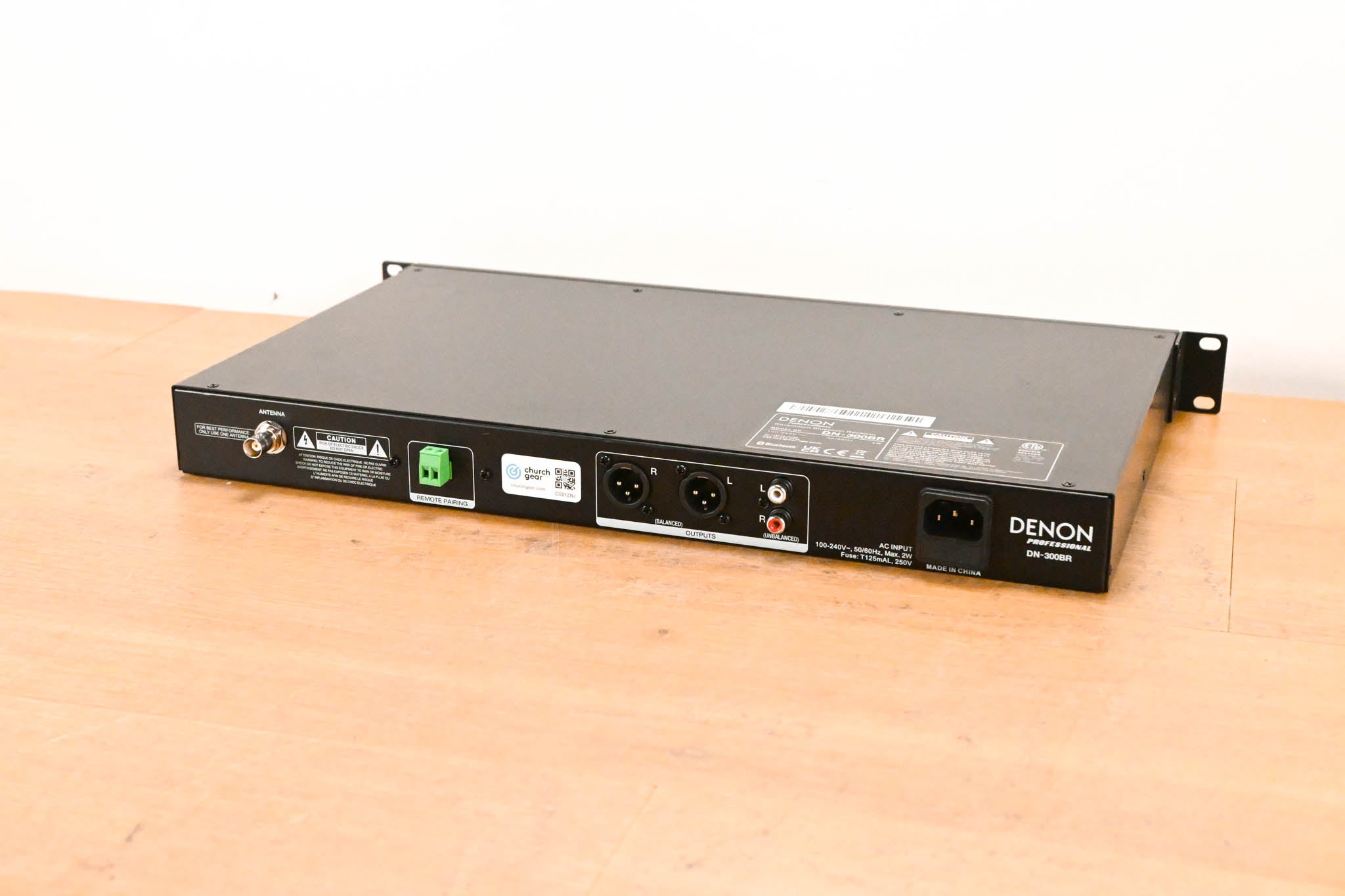 Denon DN-300BR 1 RU Bluetooth Receiver