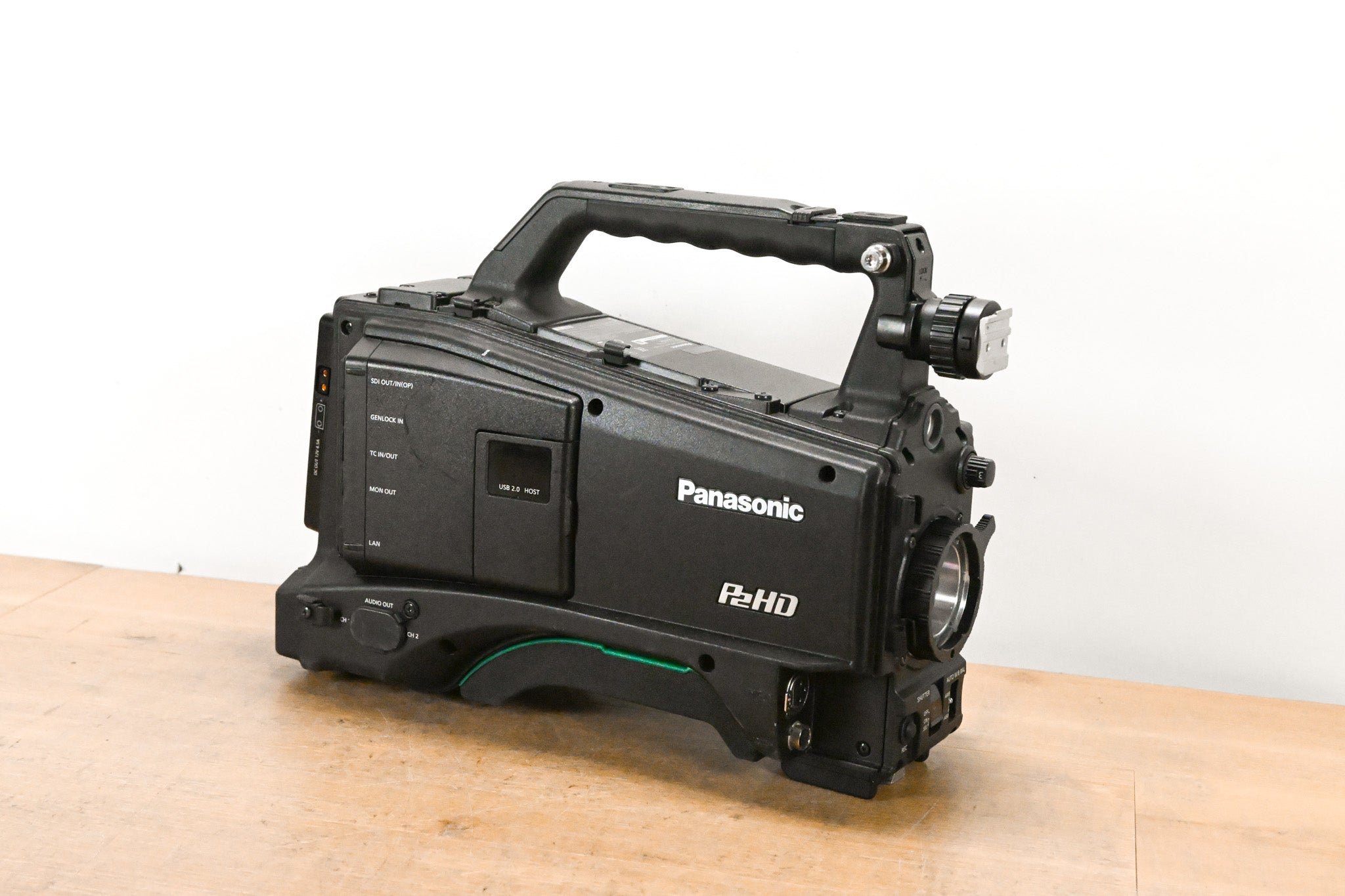 Panasonic AJ-PX800G P2 HD AVC-ULTRA Camcorder
