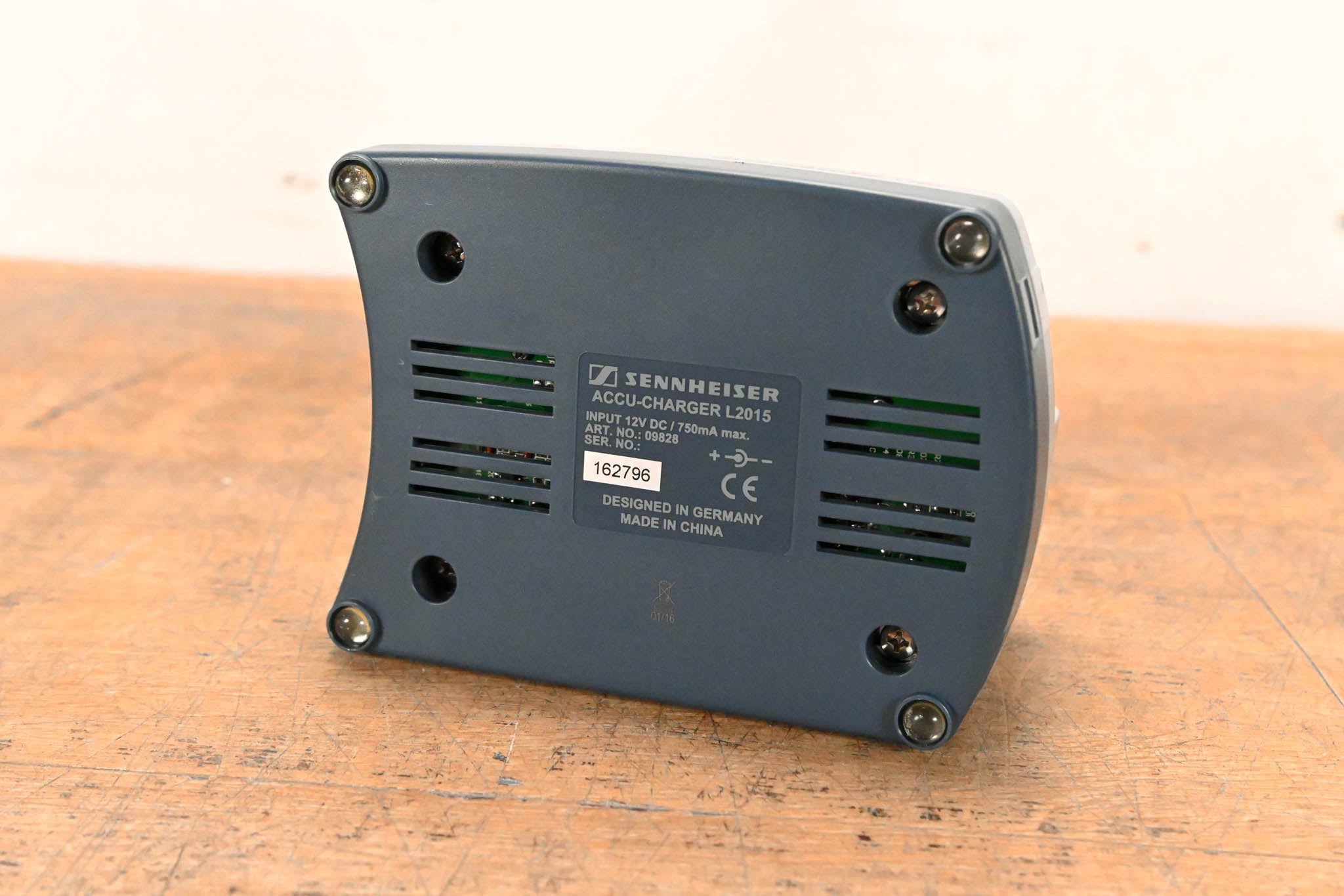 Sennheiser L 2015 Charging Station (NO POWER SUPPLY)