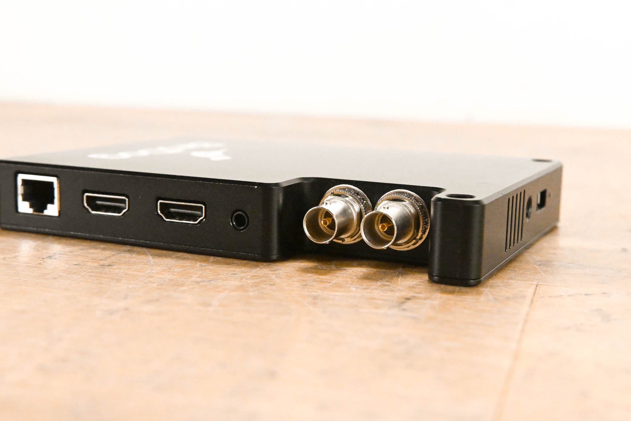 BirdDog Studio NDI SDI REV4 HDMI/SDI to NDI Video Encoder CG01R2W