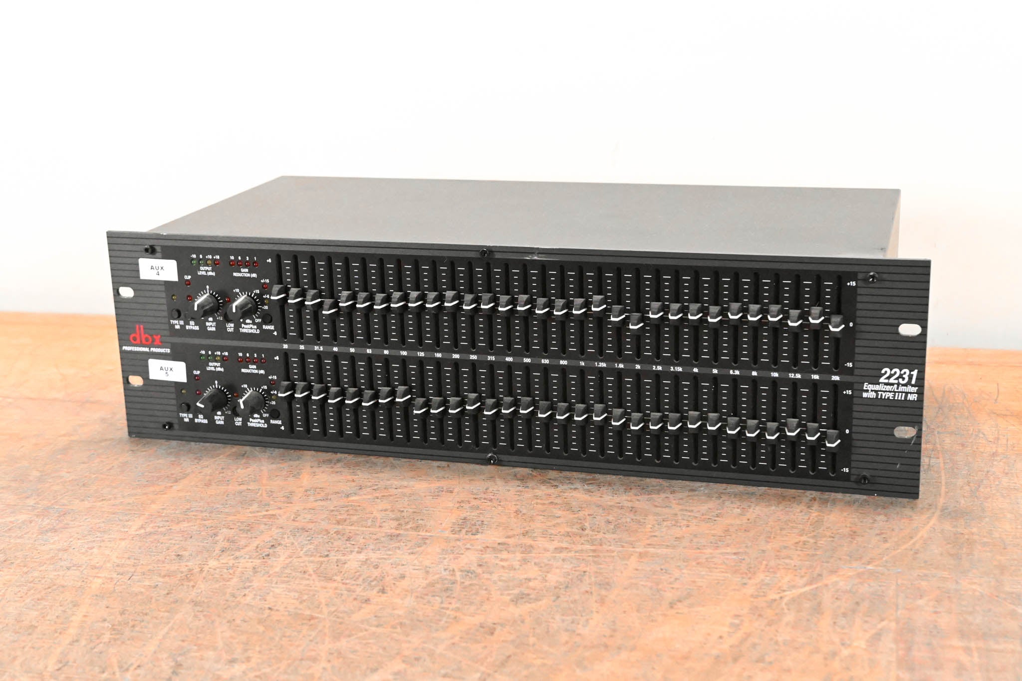 dbx 2231 Dual-Channel 31-Band Graphic Equalizer/Limiter