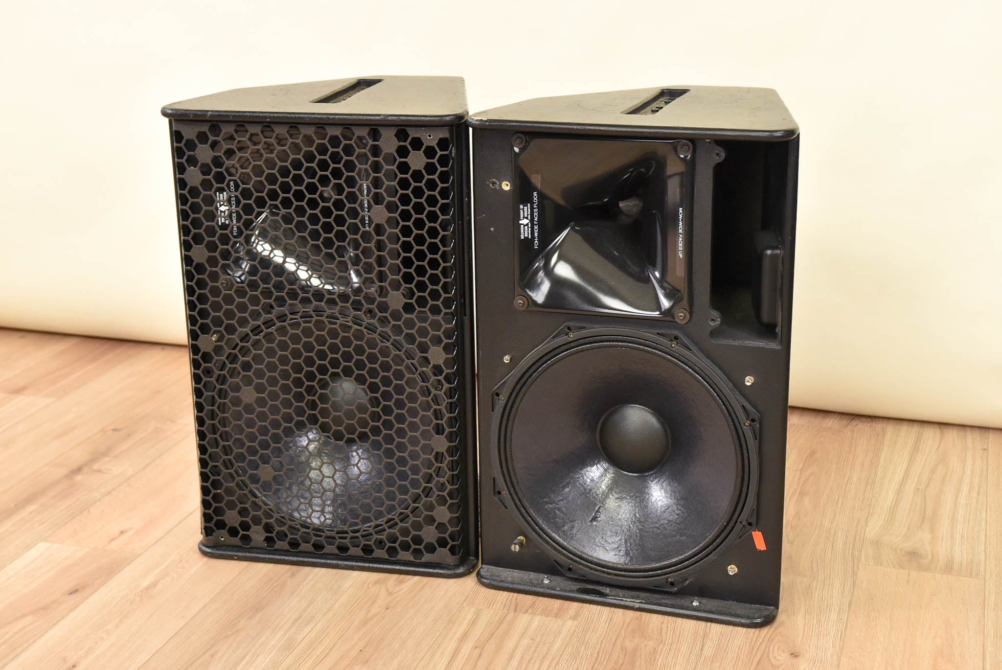 NEXO PS15U Two-Way 15-inch Passive Loudspeaker (PAIR)