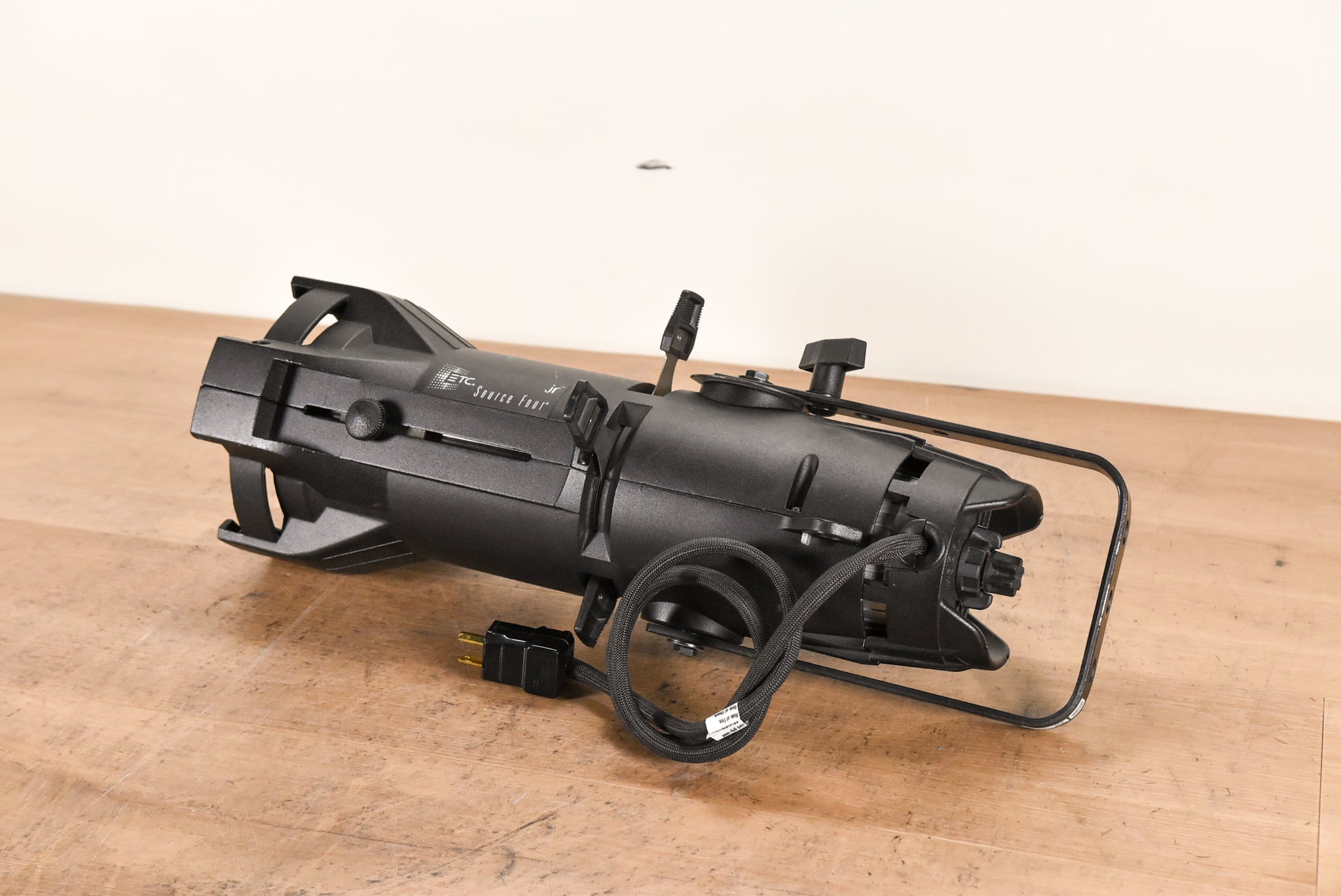 ETC Source Four Jr 26 Degree 575 Ellipsoidal Light