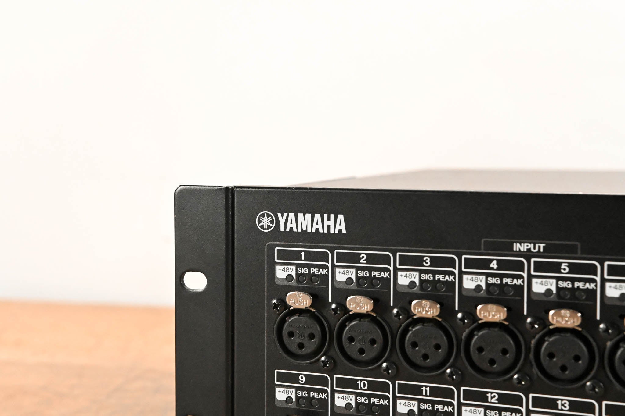 Yamaha Rio1608-D 16x8 Remote Stage Box