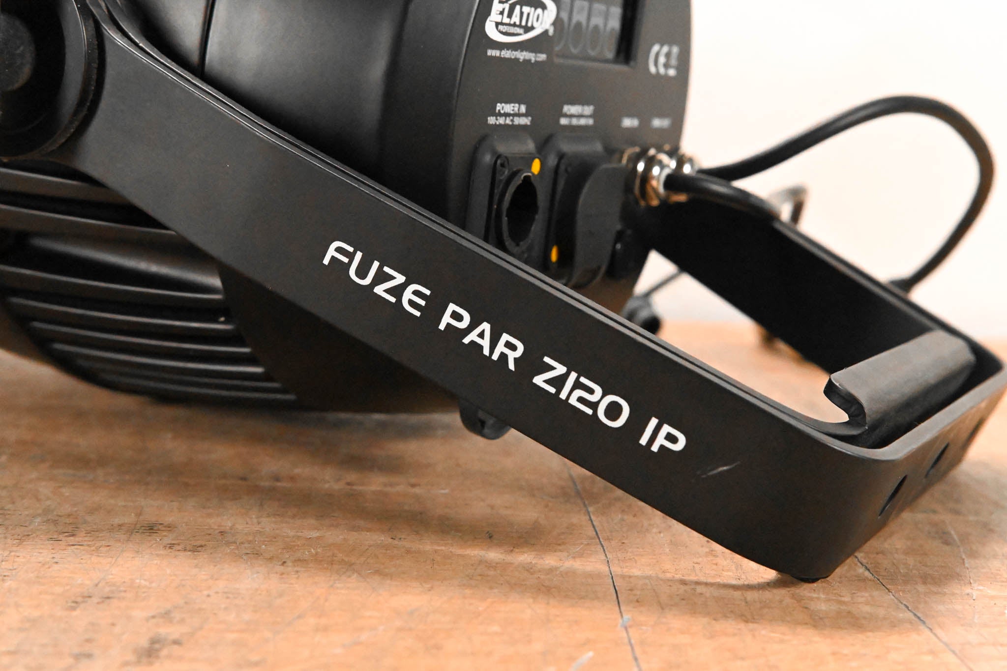 Elation Fuze Par Z120 IP 120W RGBW LED Par with Zoom (NO POWER SUPPLY)