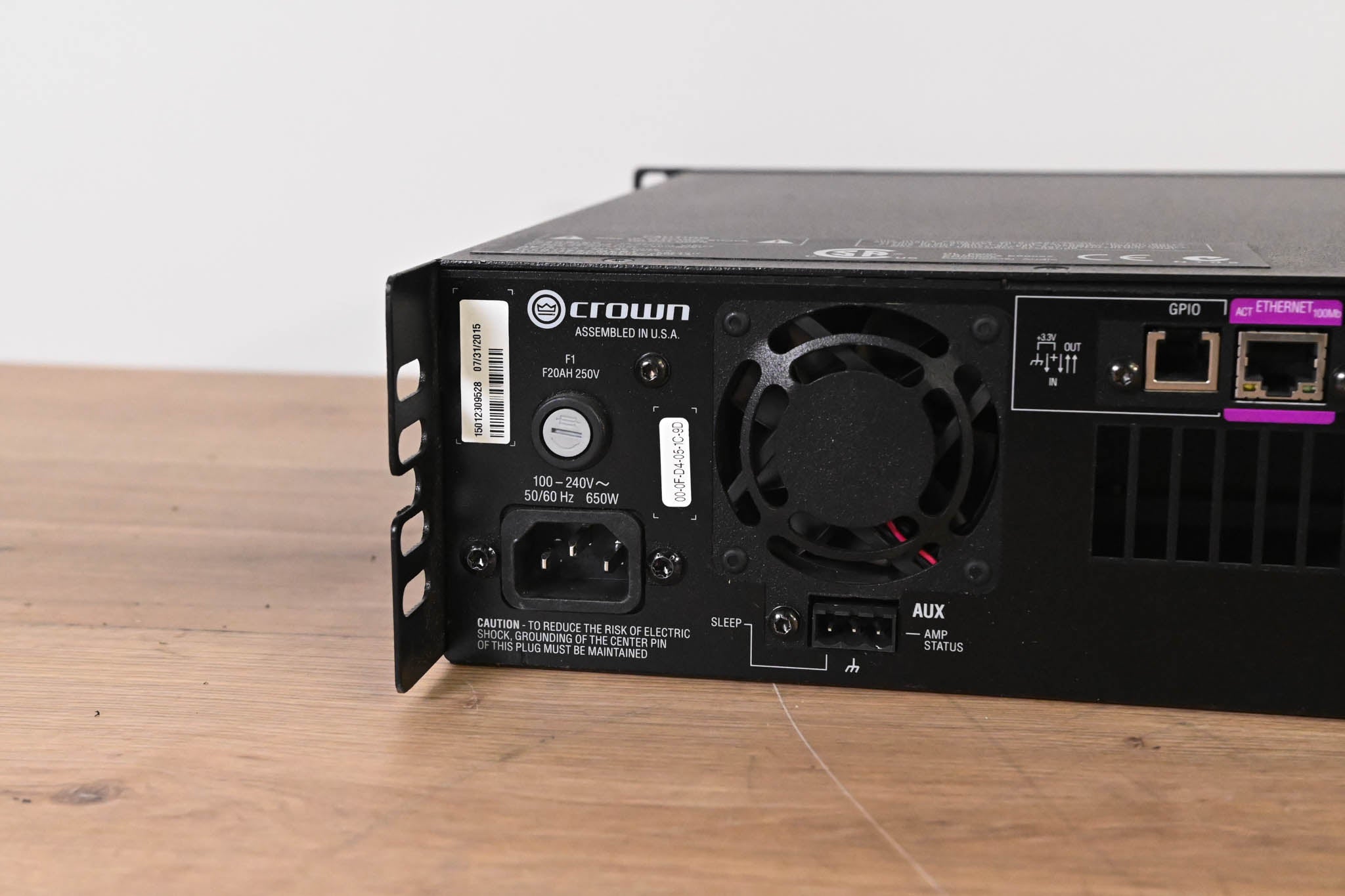 Crown DCi 4|300N DriveCore Install 4-Channel Power Amplifier