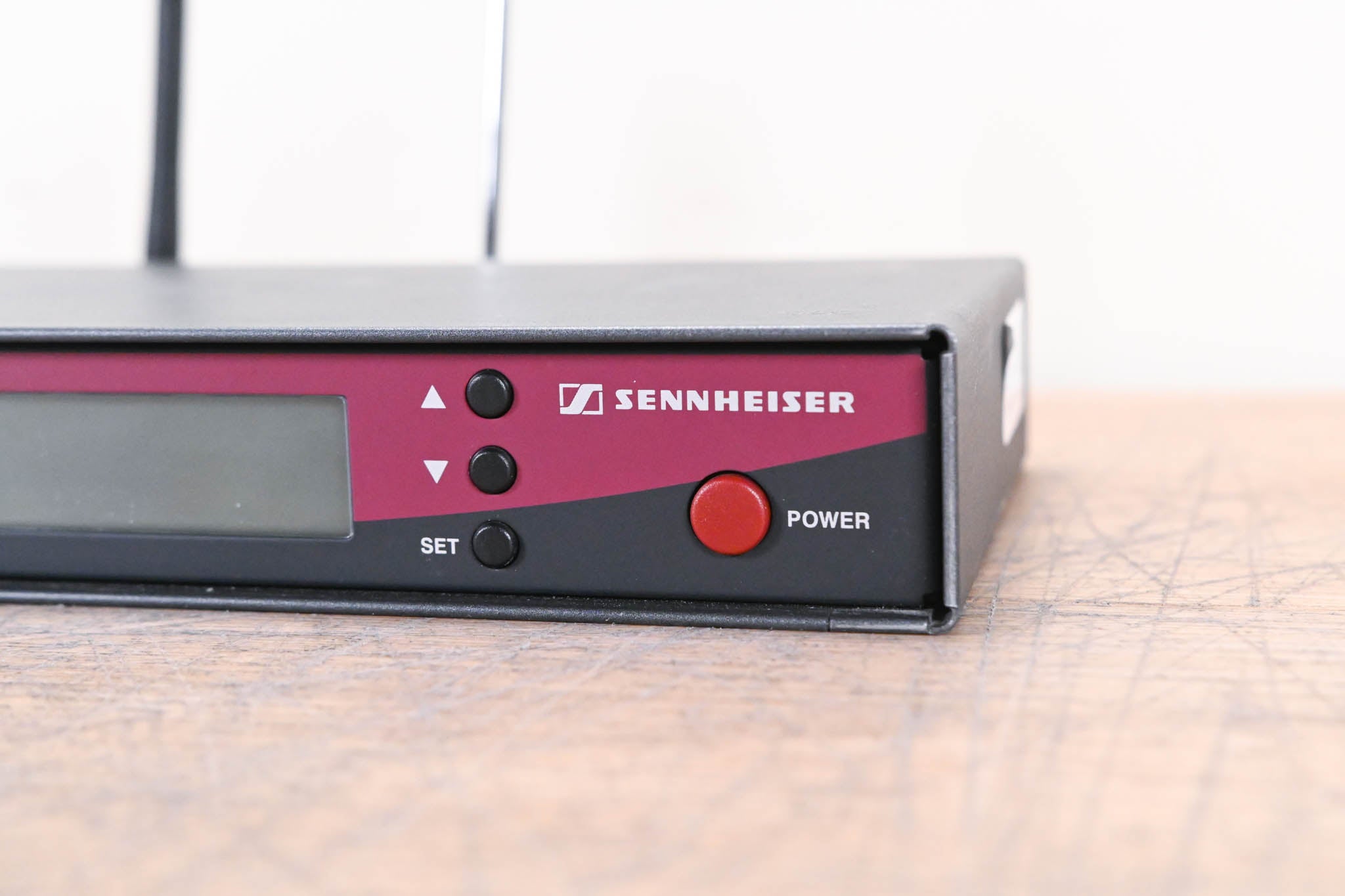 Sennheiser EM 100 G2 Wireless Receiver 740-776 MHz (NO POWER SUPPLY)