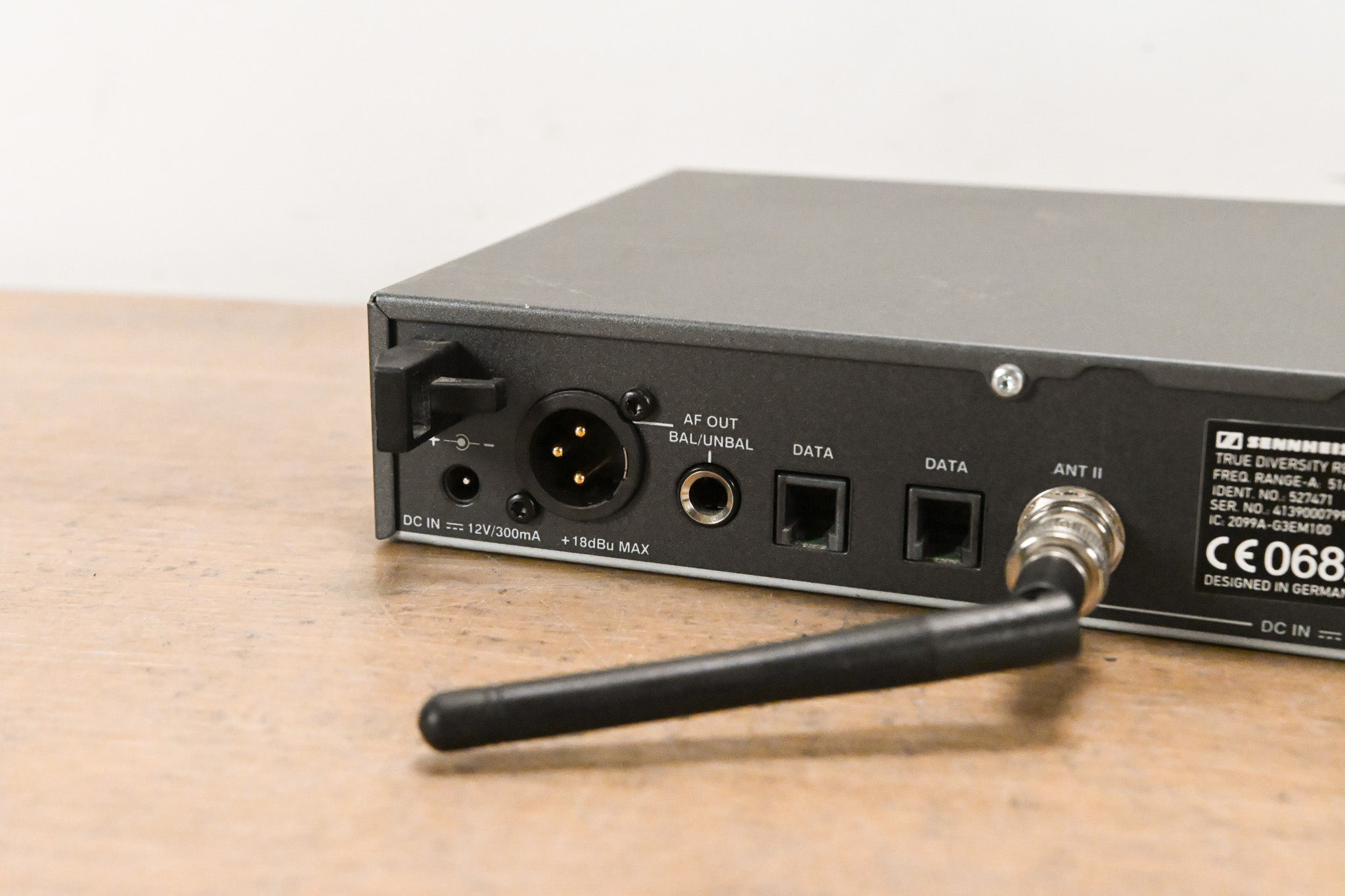 Sennheiser EM 100 G3 Wireless Receiver - 516-558 MHz (NO POWER SUPPLY)