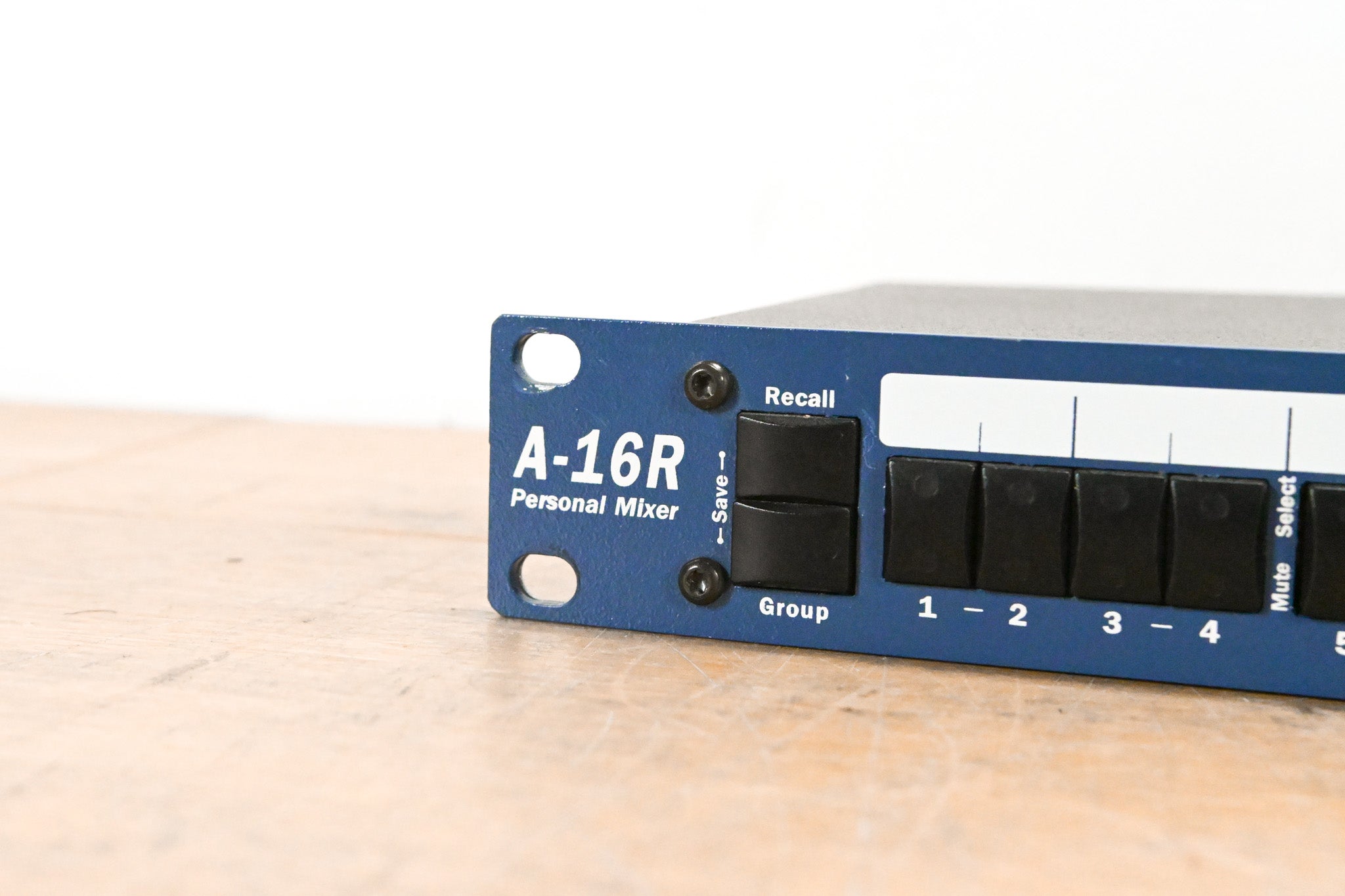 Aviom A-16R Rack-Mounted Personal Mixer