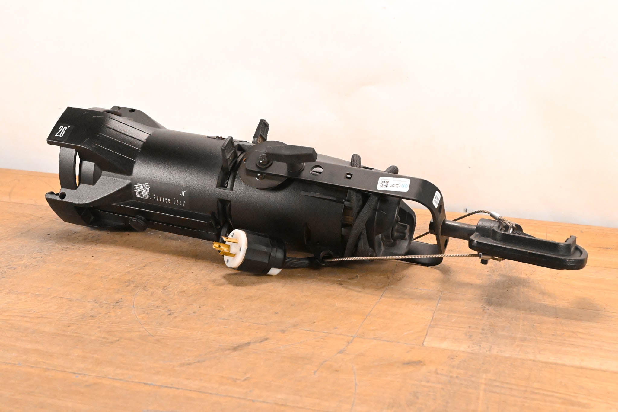ETC Source Four Jr 26 Degree 575 Ellipsoidal Light