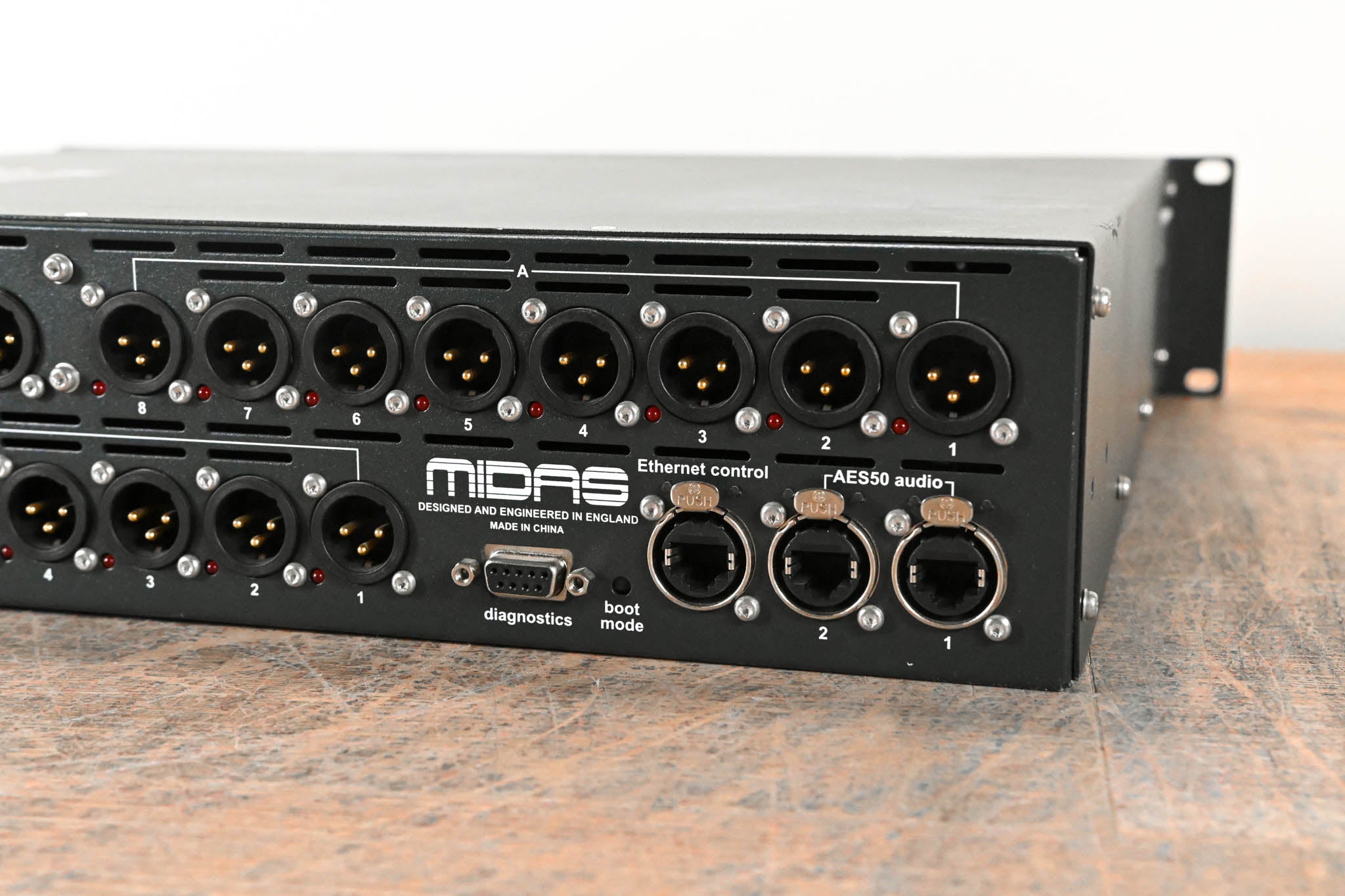 Midas DL152 PRO Series 24-Output Stage Box