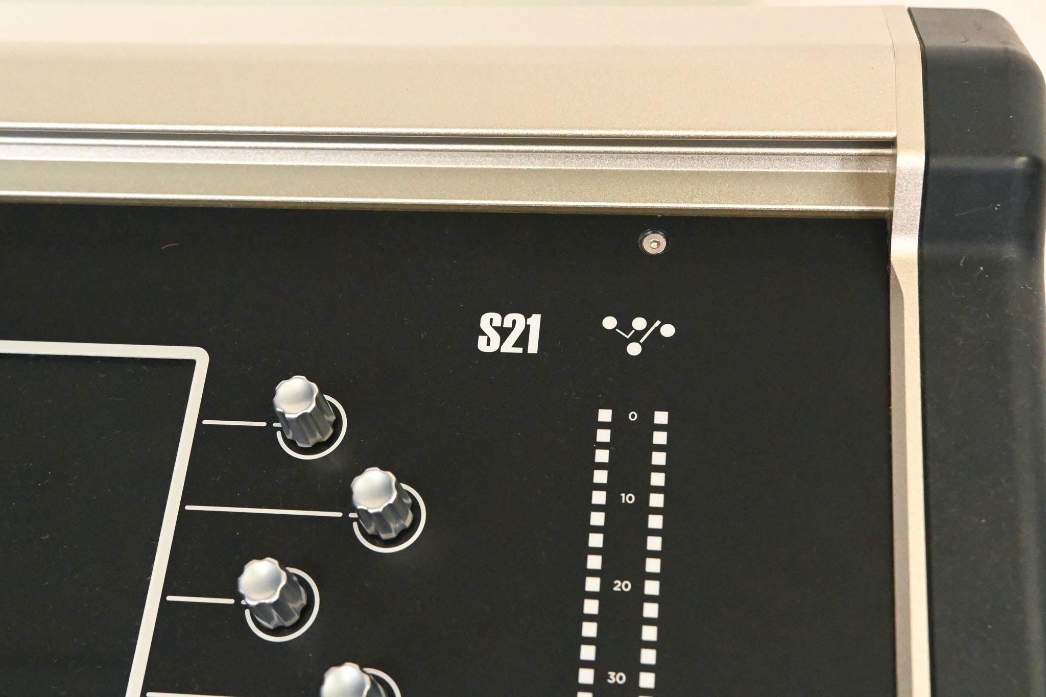 DiGiCo S21 48-Channel Digital Audio Mixing Console