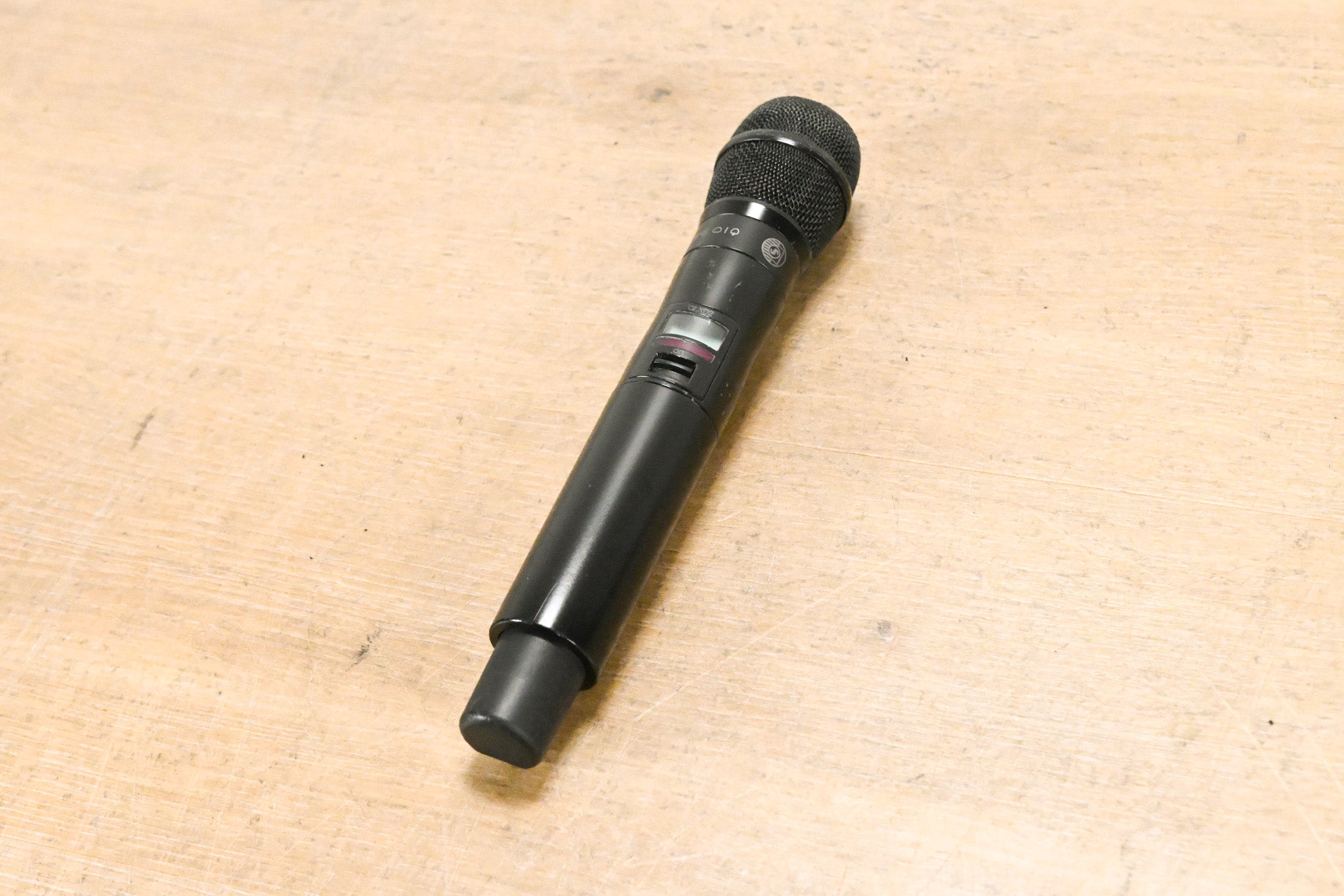 Shure QLXD24/KSM9HS Digital Handheld Wireless System - G50 Band (NO PSU)