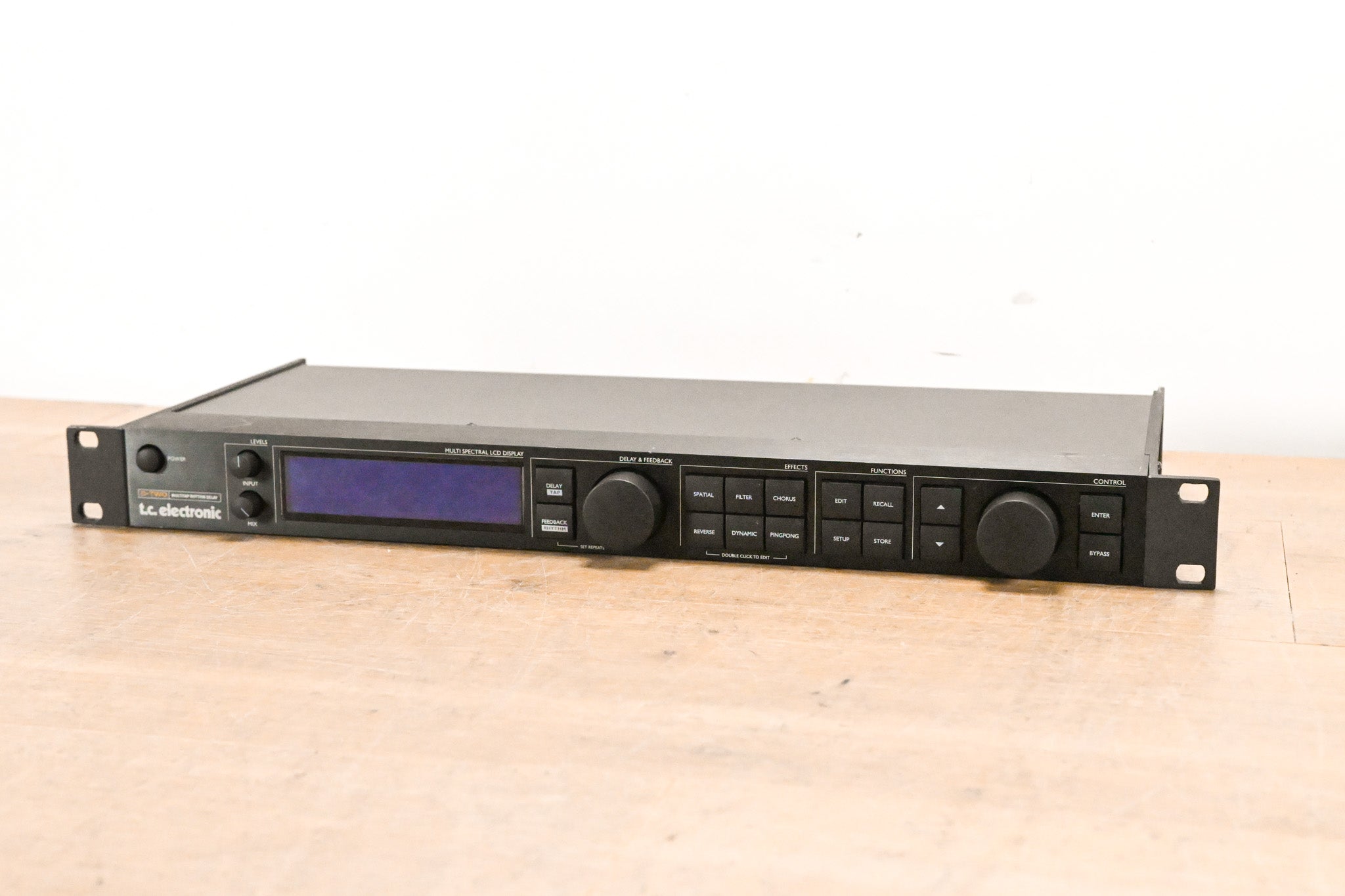 TC Electronic D-TWO Multi-Tap Rhythm Delay Processor