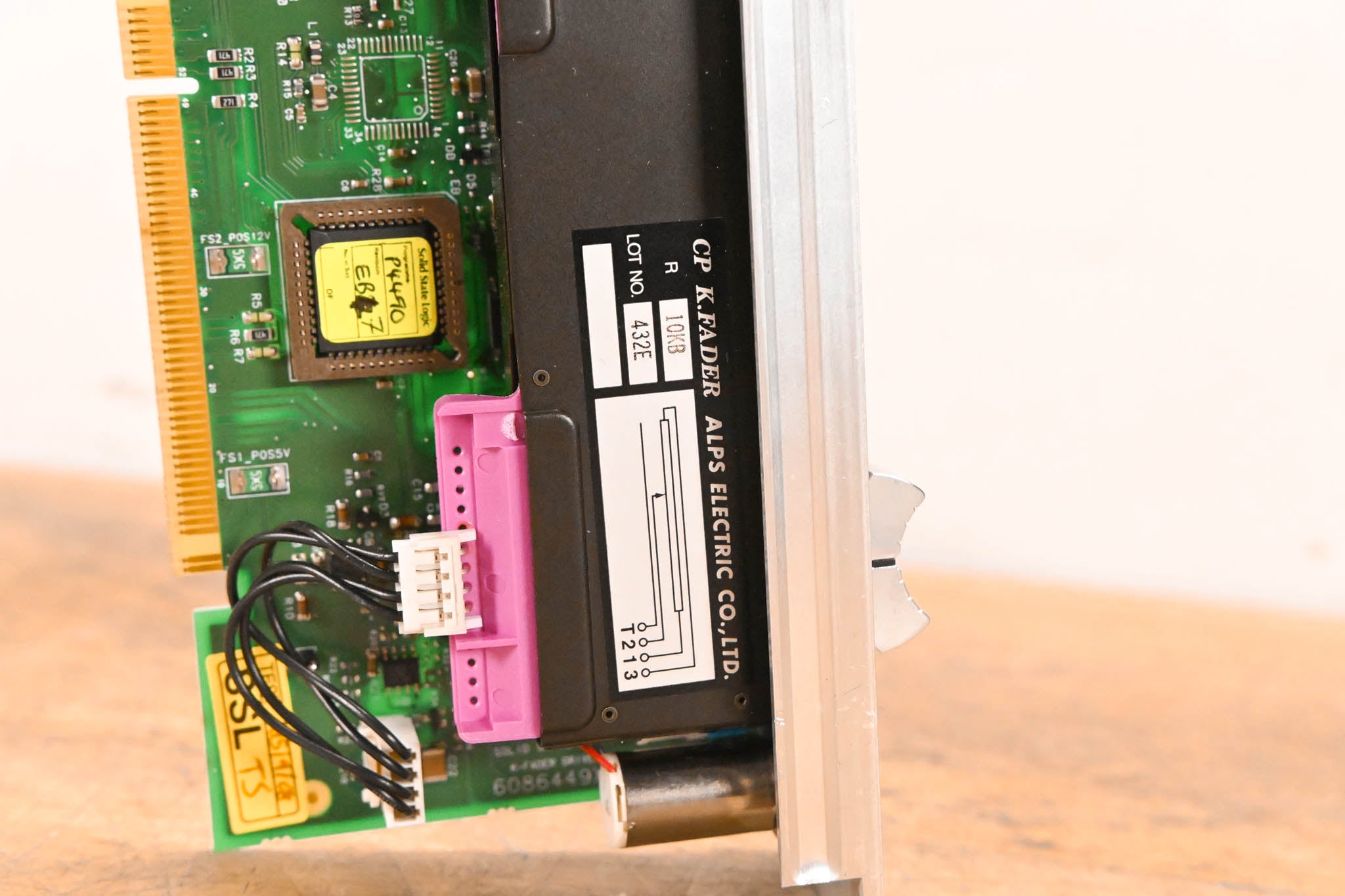 Solid State Logic C300 HD Motorized Fader Module – ALPS K-Fader Assembly