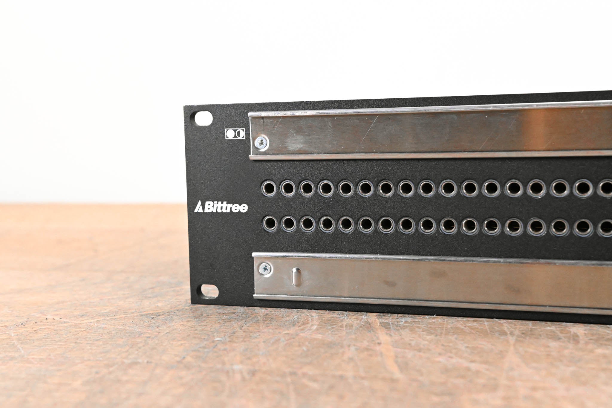 Bittree B96DC-FNPIT/E3 M2OU12B 2x48 2RU TT Patchbay