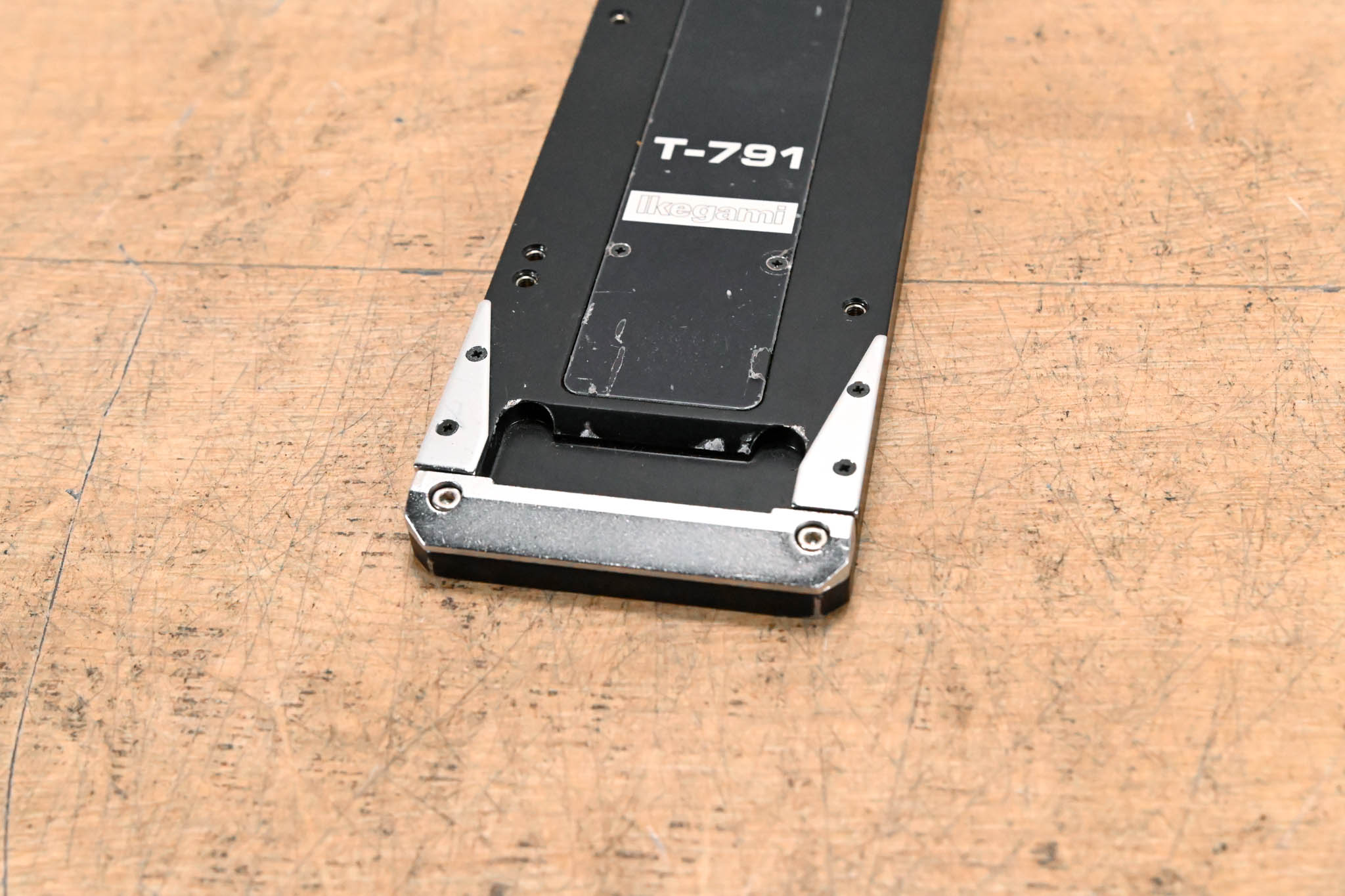Ikegami T-791 Tripod Mounting Plate