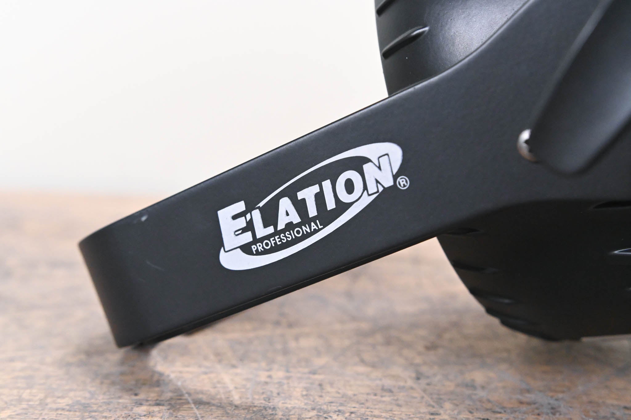 Elation EPAR QA 14 x 5W RGBA LED Par Can