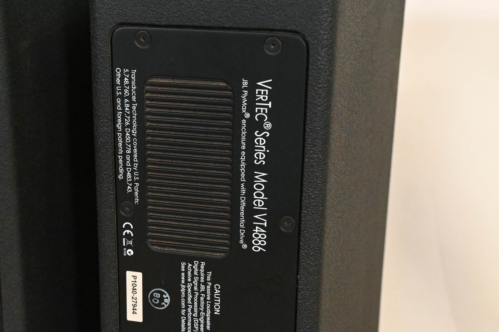 JBL VT4886 Dual 6.5" Passive Compact Line Array Loudspeakers (PAIR)