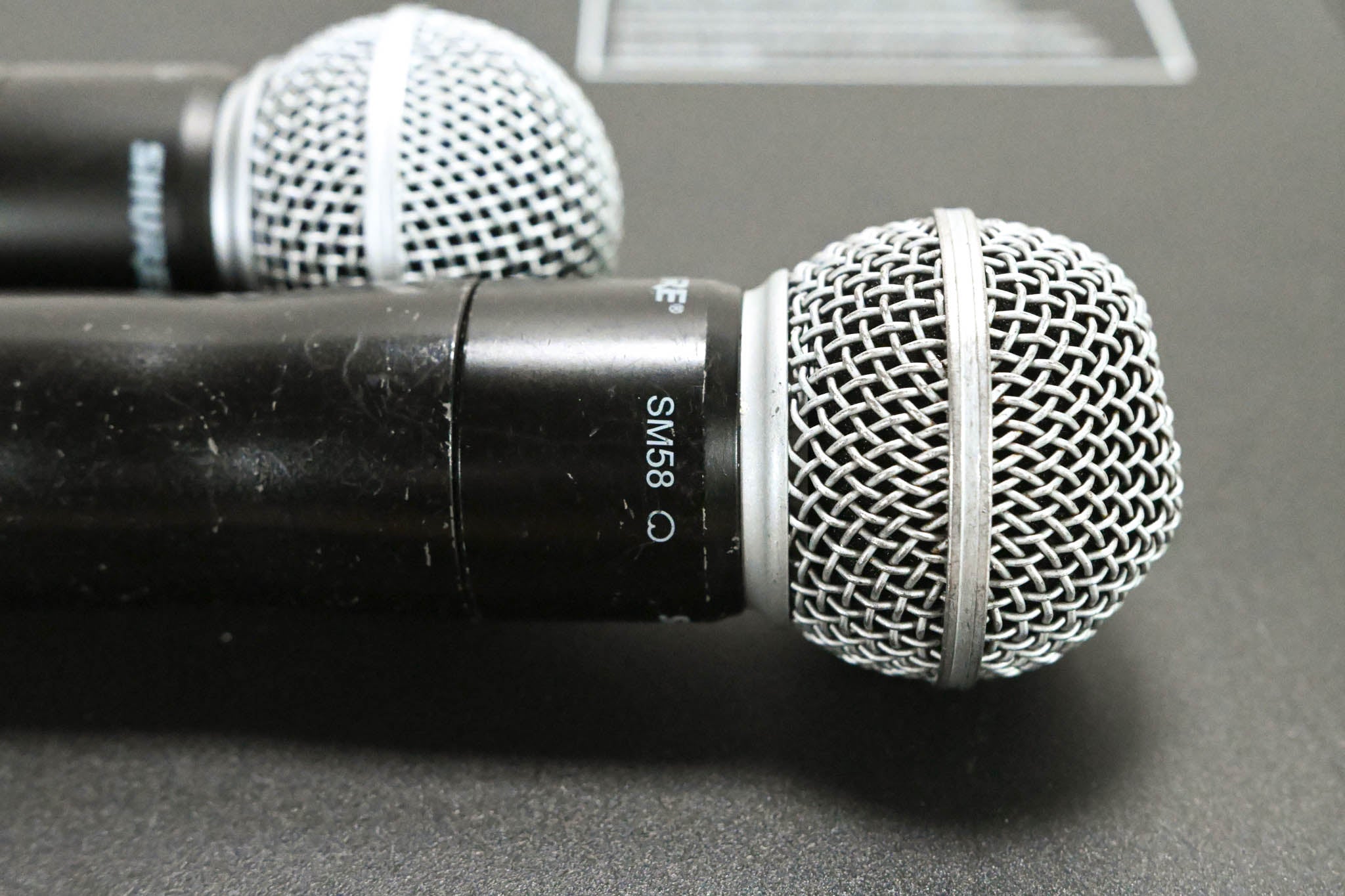 Shure UR4D Wireless Receiver w/ two UR2/SM58 Handheld Mics - L3 Band