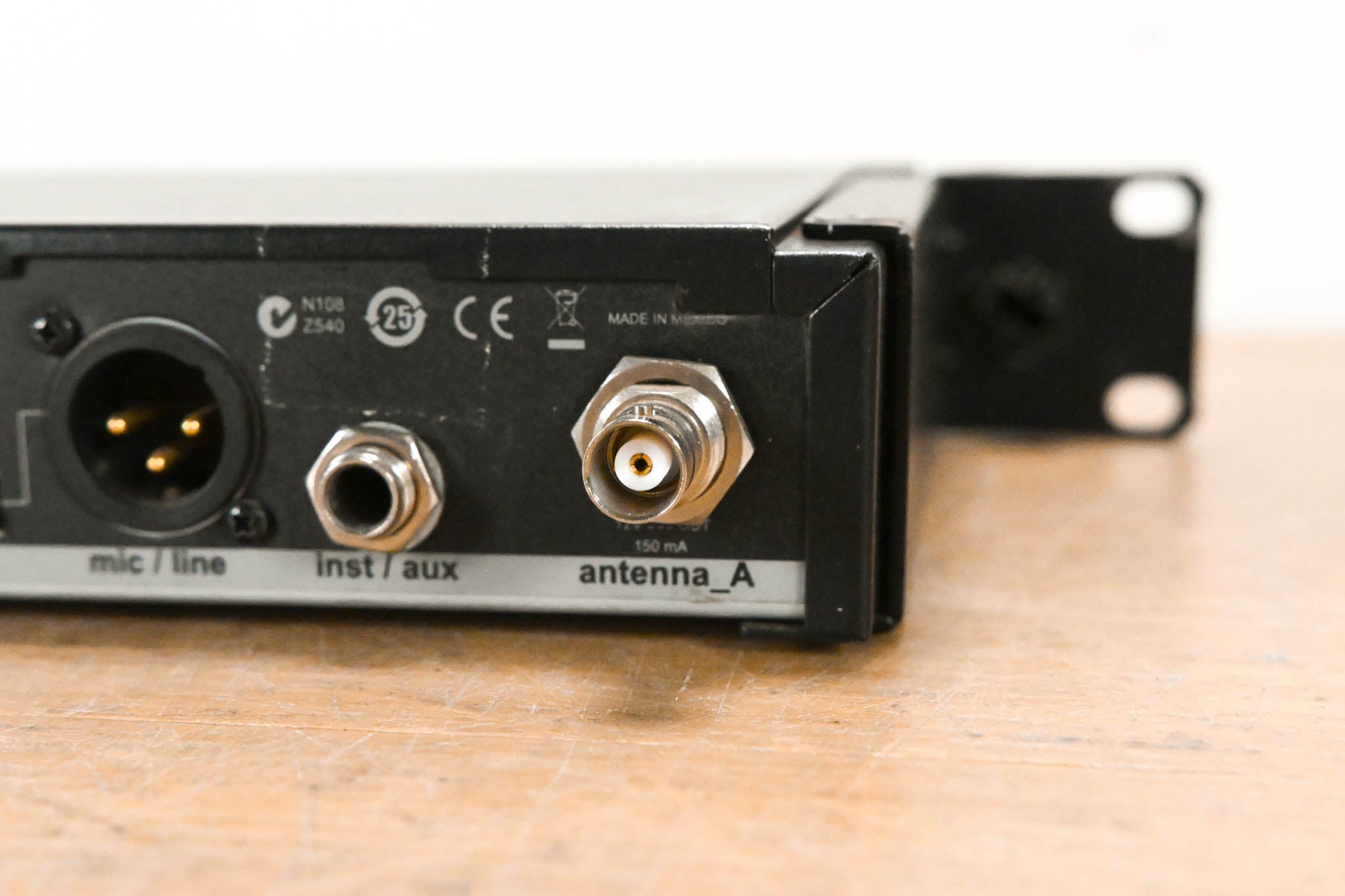 Shure ULXD14 Wireless Belt Pack System - L50 Range (NO POWER SUPPLY)
