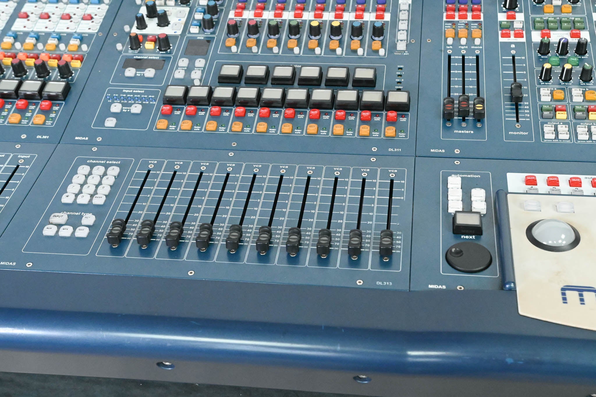 Midas PRO3 Live Digital Audio Mixing Control Surface with DL371 Engine