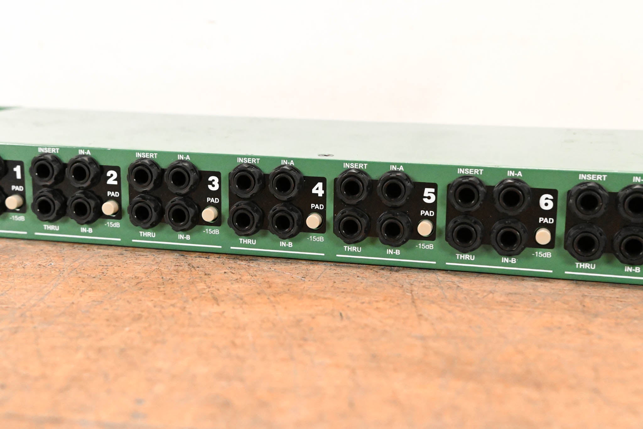 Radial Engineering ProD8 8-Channel Passive Instrument Direct Box