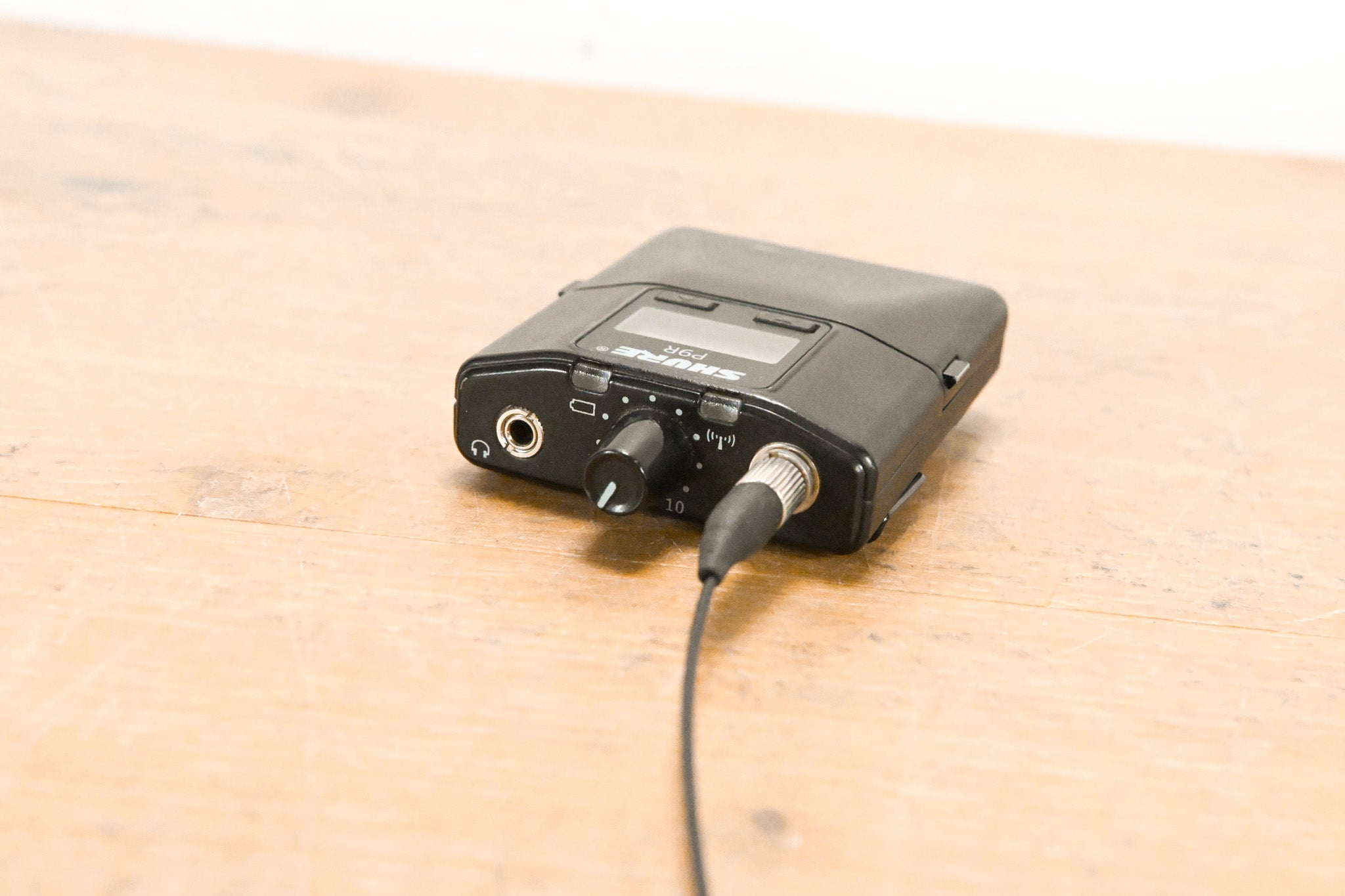 Shure PSM 900 Wireless IEM System L6 Band: 656-692 MHz (NO POWER SUPPLY)