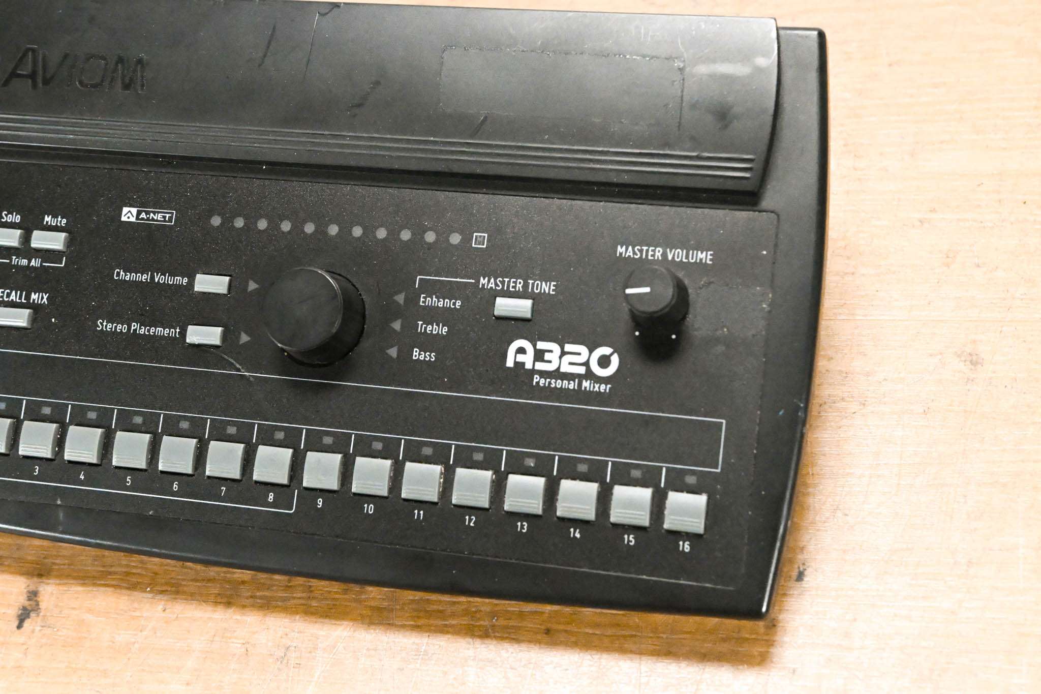 Aviom A320 16-Channel Personal Mixer