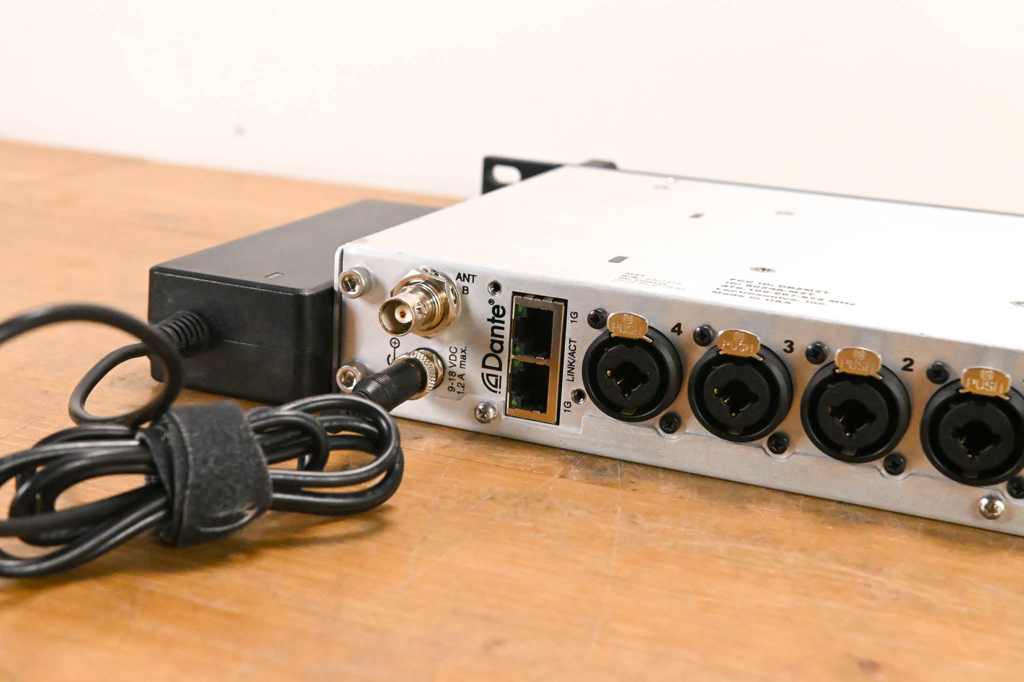 Lectrosonics Duet M2T/M2Ra IEM/IFB System - 470-608 MHz