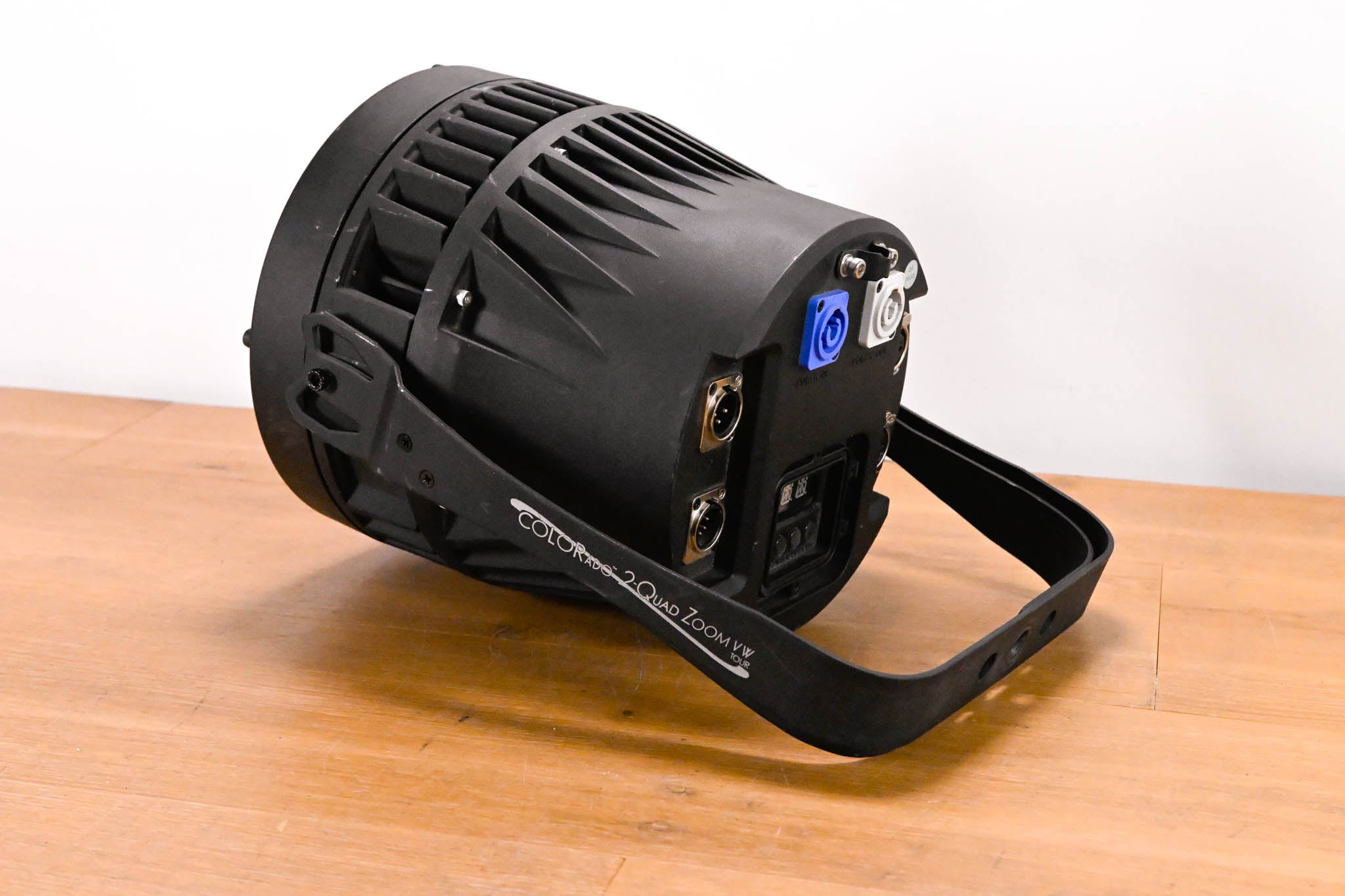 Chauvet COLORado 2-Quad Zoom VW Tour LED Wash Light