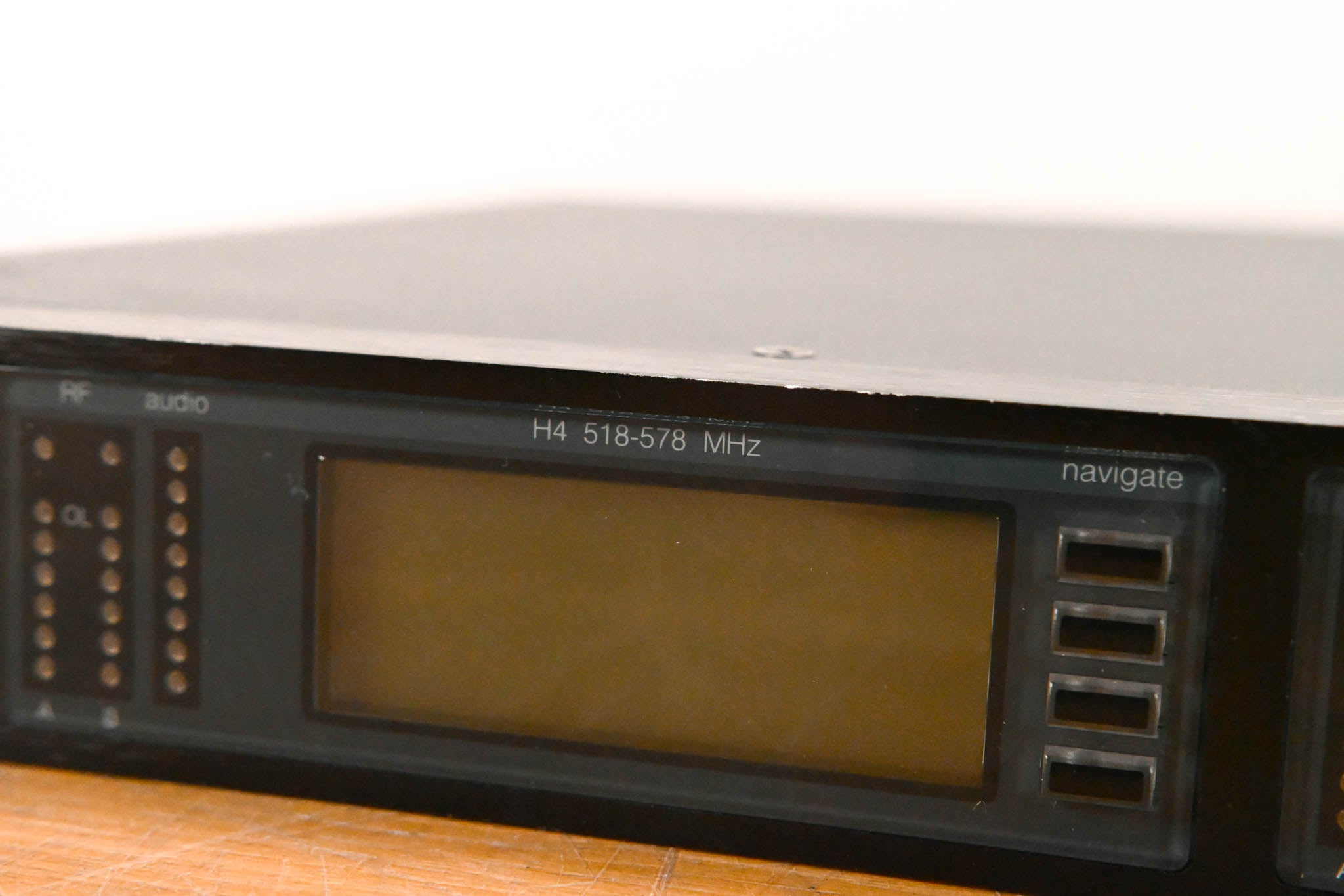 Shure UR4D Dual-Channel UHF Wireless Receiver - H4 Band: 518-578 MHz