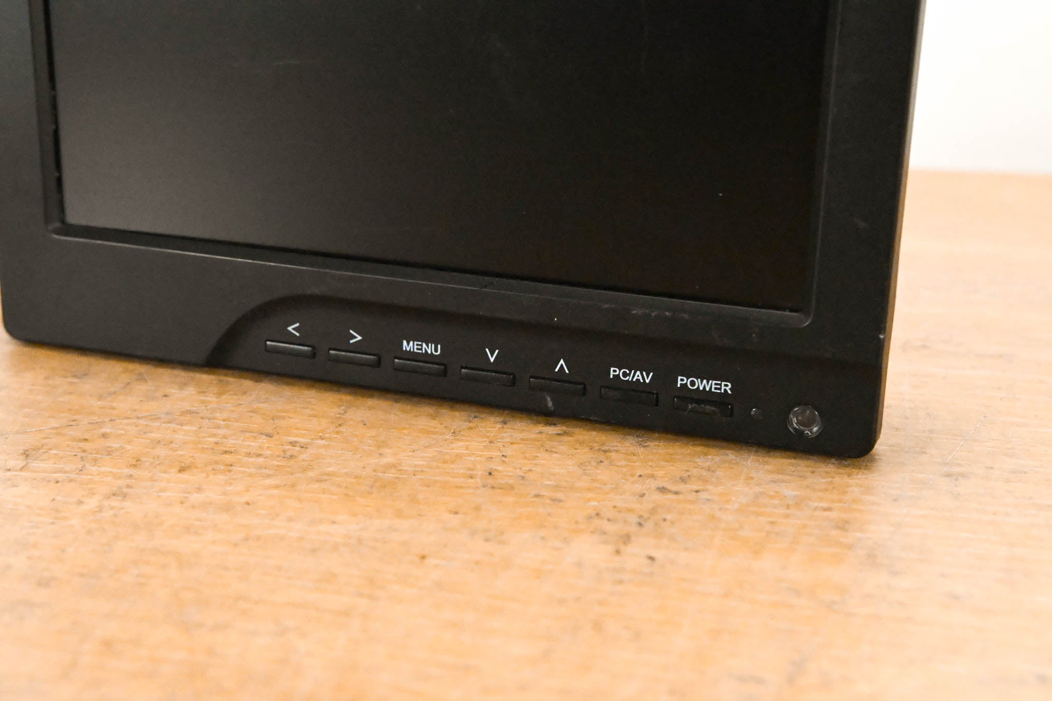 Marshall M-CT7 7" Portable Camera-Top LCD Field Monitor