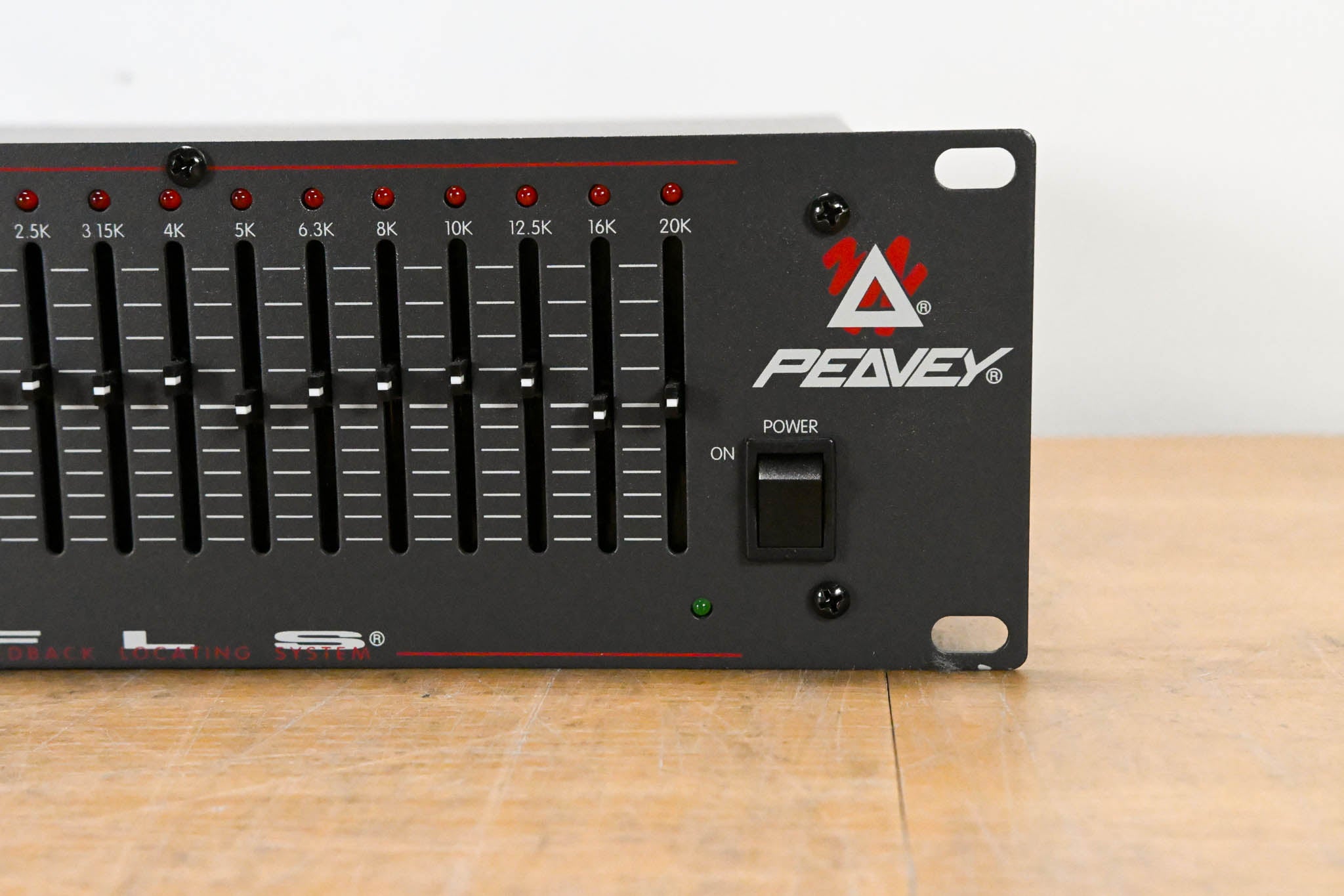 Peavey QF 131 31-Band Graphic Equalizer