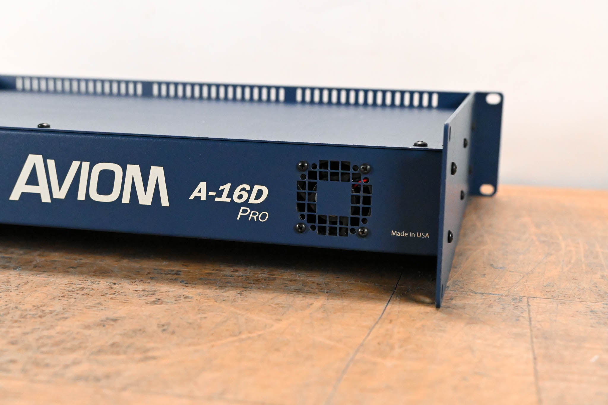 Aviom A-16D Pro A-Net Distributor
