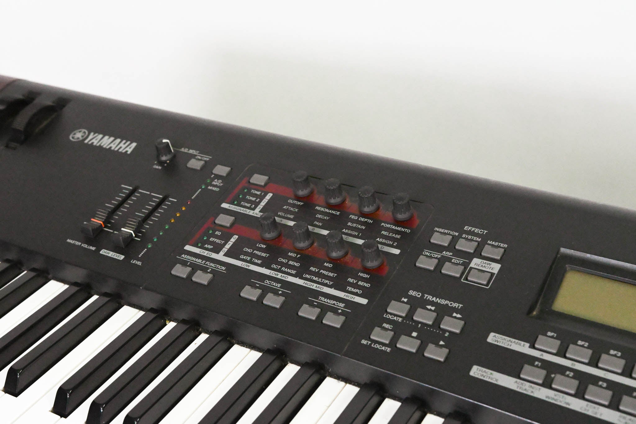 Yamaha MOXF8 88-Key Synthesizer Workstation (NO POWER SUPPLY)