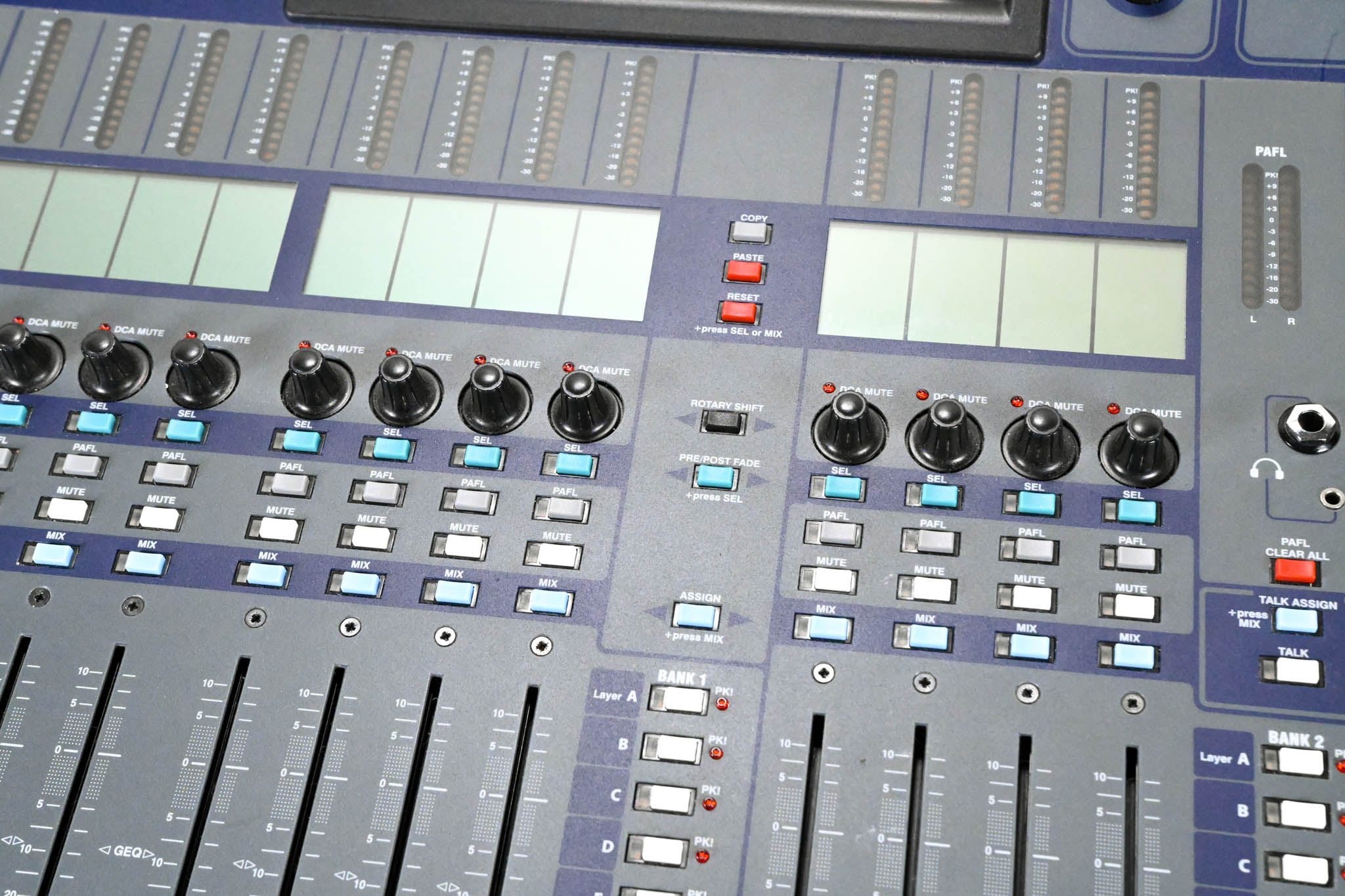 Allen & Heath iLive-R72 Digital Mixing Surface