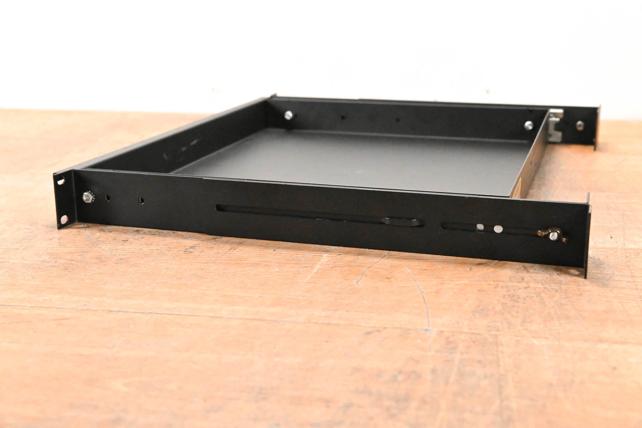 Gator Rackworks GRW-SHELF1 1U, 10″ Deep Utility Shelf
