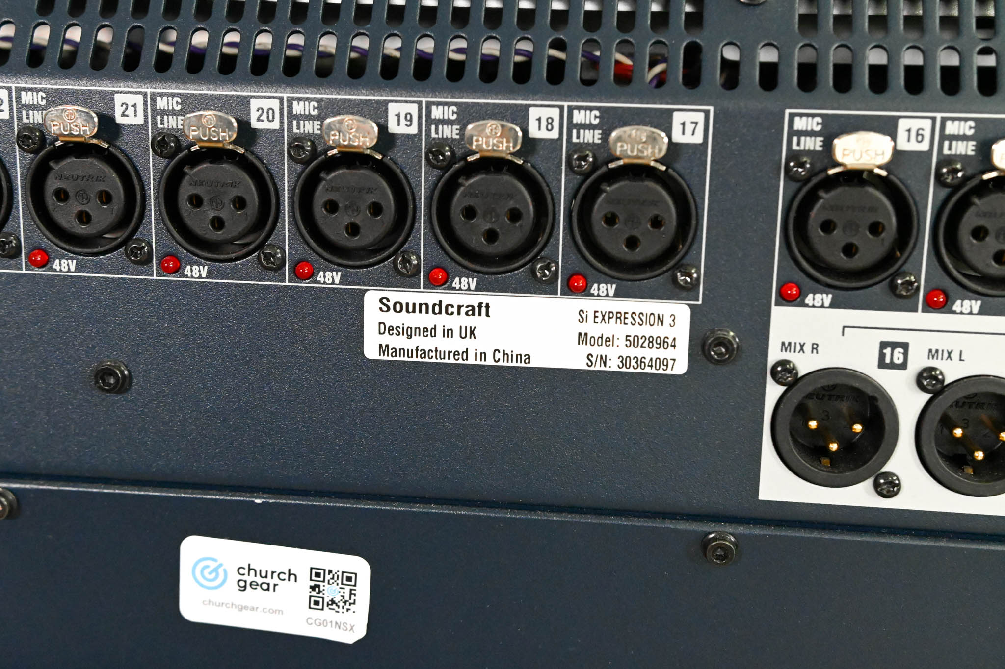 Soundcraft Si Expression 3 32-Channel Digital Mixer