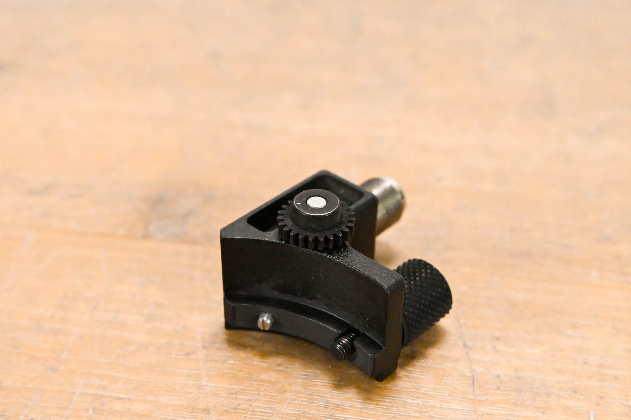 Fujinon FMM-6B Manual Focus Module for Fujinon ENG/EFP Lenses