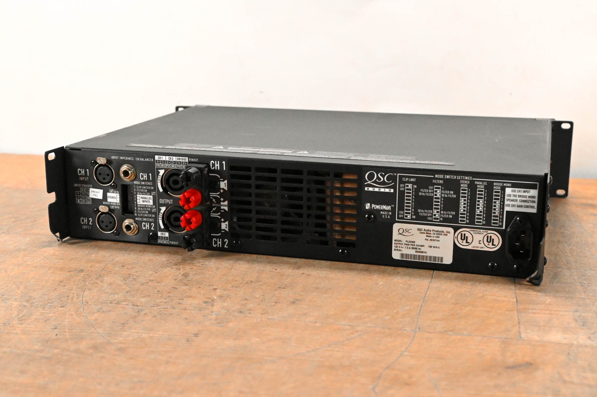 QSC PLX2402 2-Channel Power Amplifier