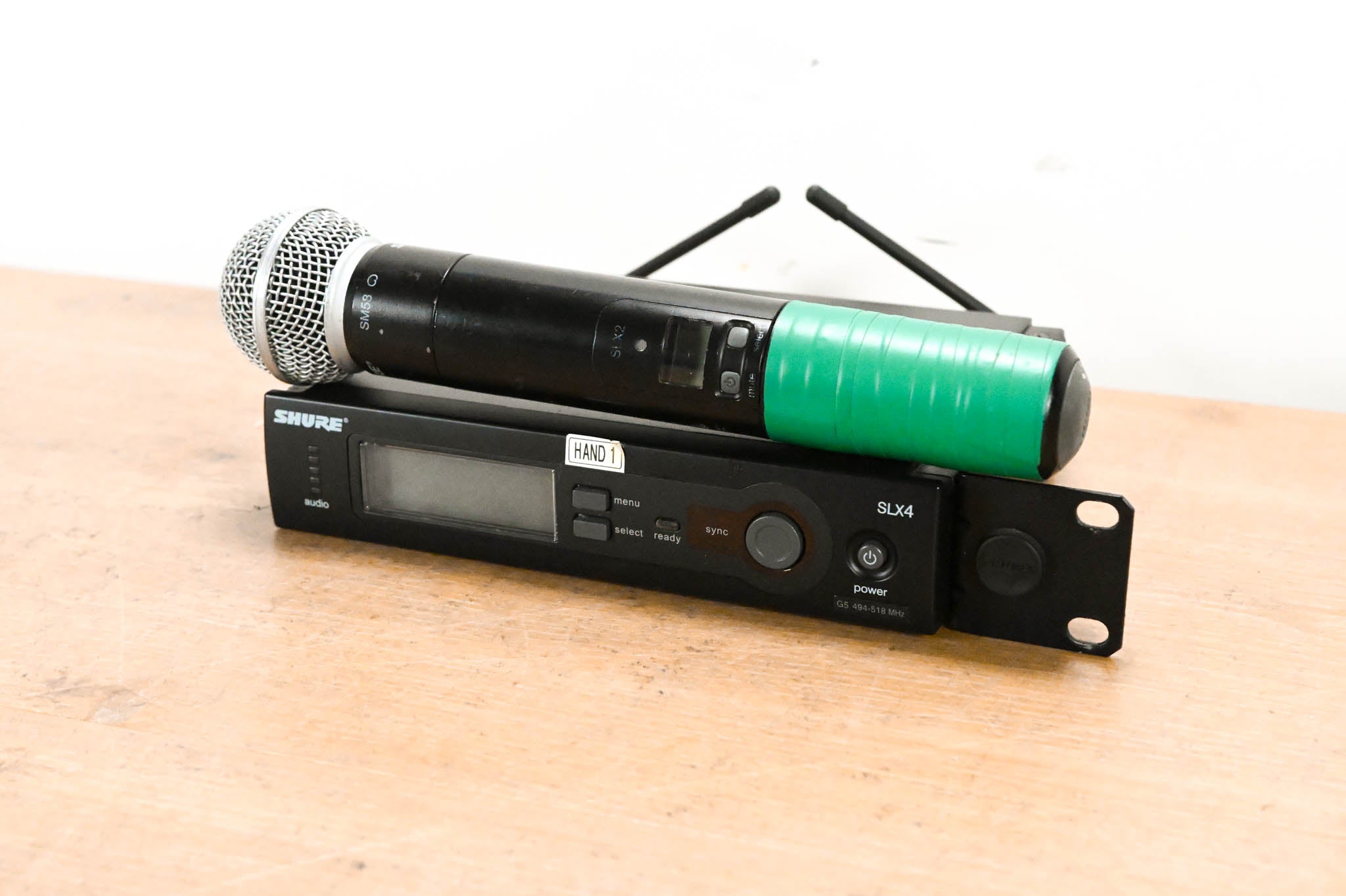 Shure SLX24/SM58 Handheld Wireless System - G5 Band (NO POWER SUPPLY)