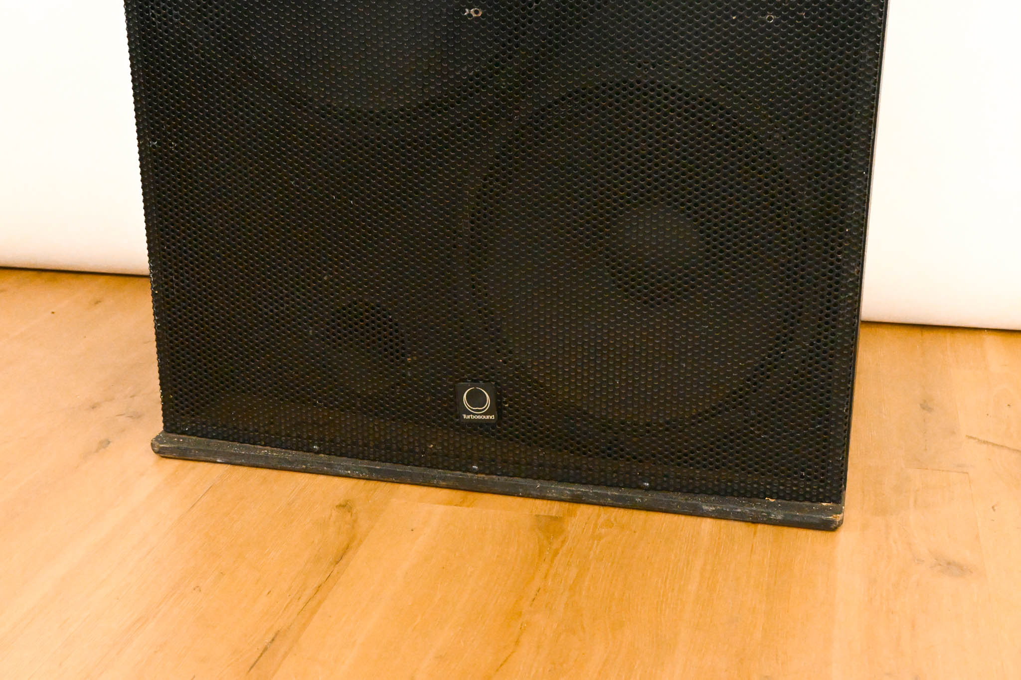 Turbosound TCS-215 Dual 15" Passive Subwoofer