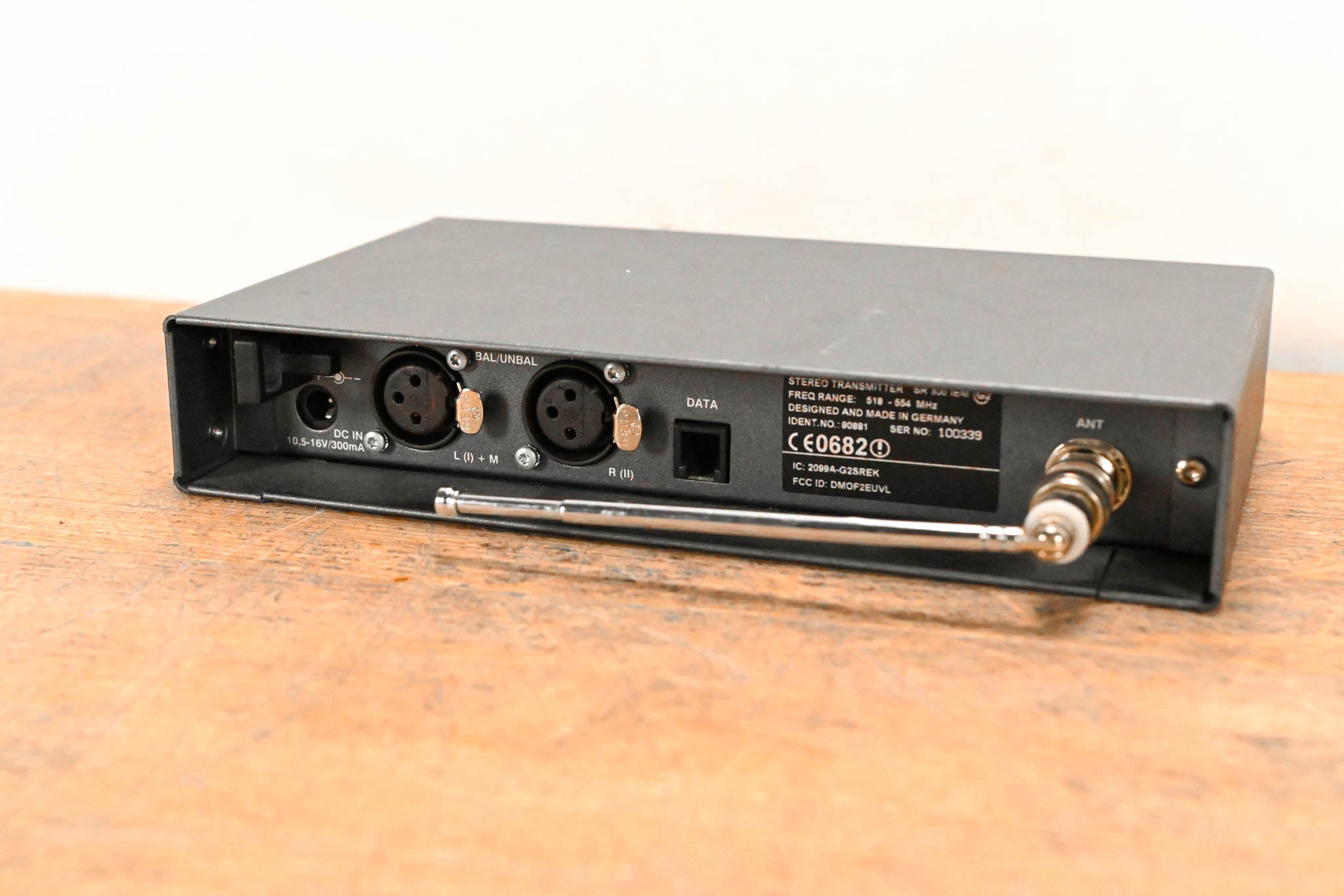 Sennheiser SR 300 IEM G2 Wireless Transmitter - A Range NO POWER SUPPLY