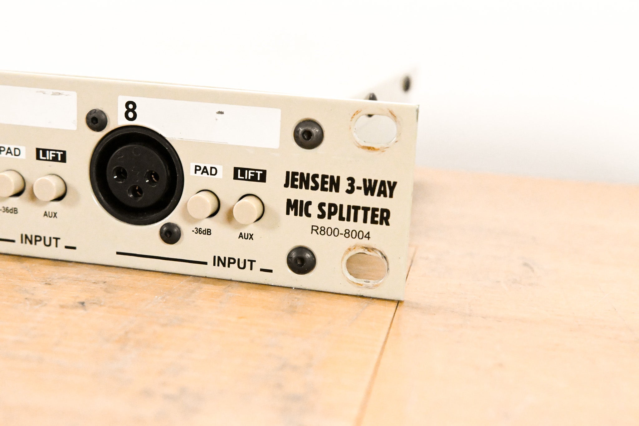 Radial Engineering OX8-j Jensen-Equipped 8-Channel Microphone Splitter