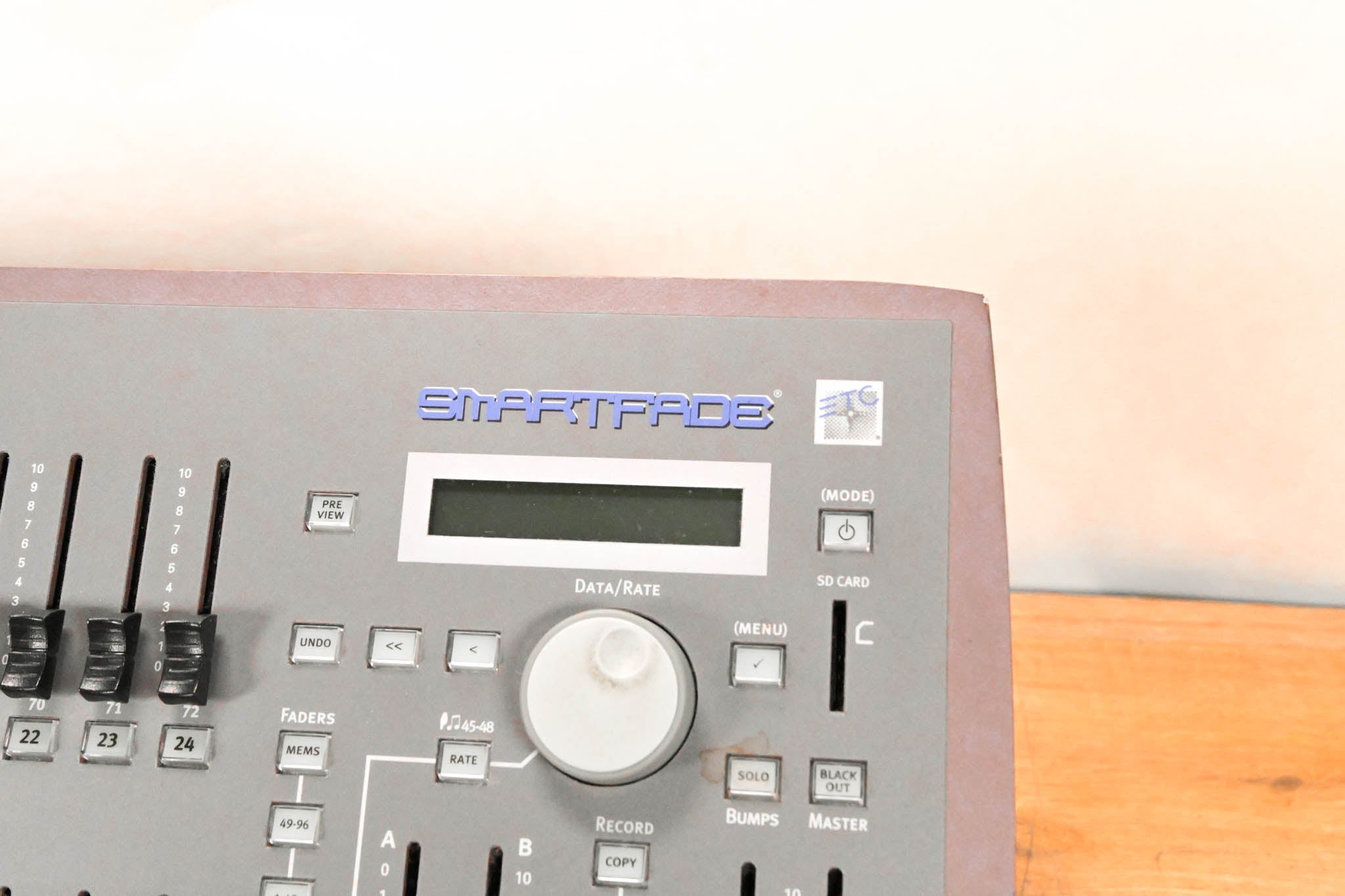 ETC SmartFade 2496 96-Channel Lighting Control Console (NO POWER SUPPLY)